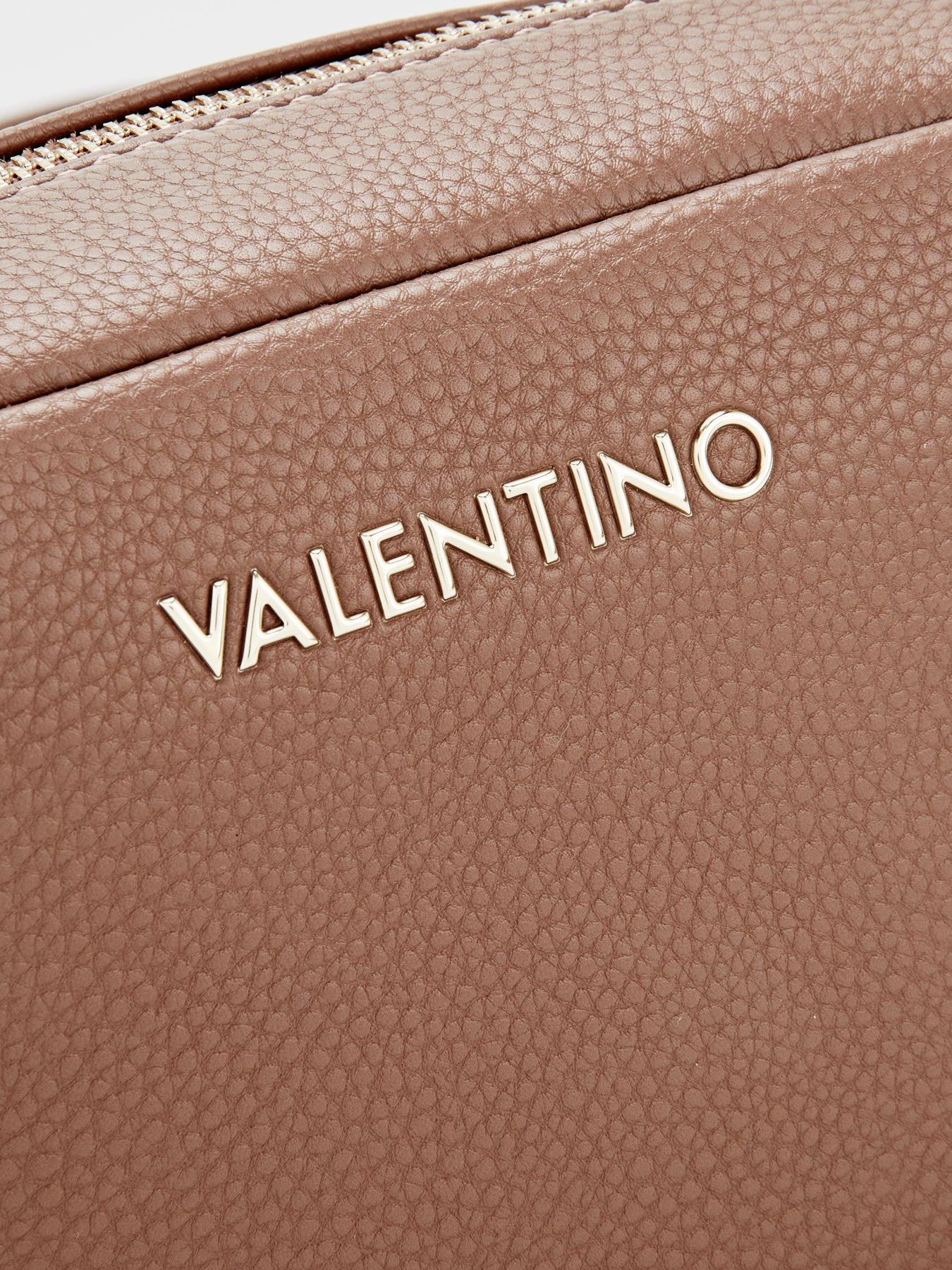 valentino-brixton-crossbodyoutfit