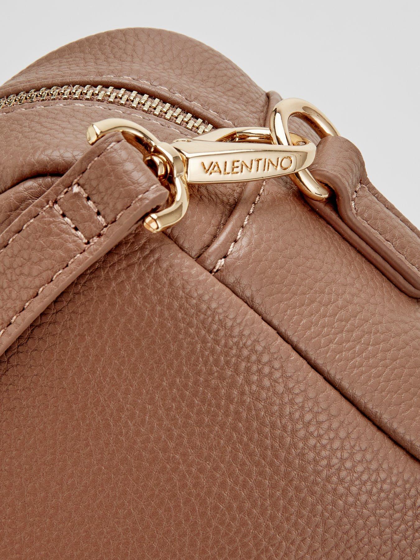 valentino-brixton-crossbodydetail