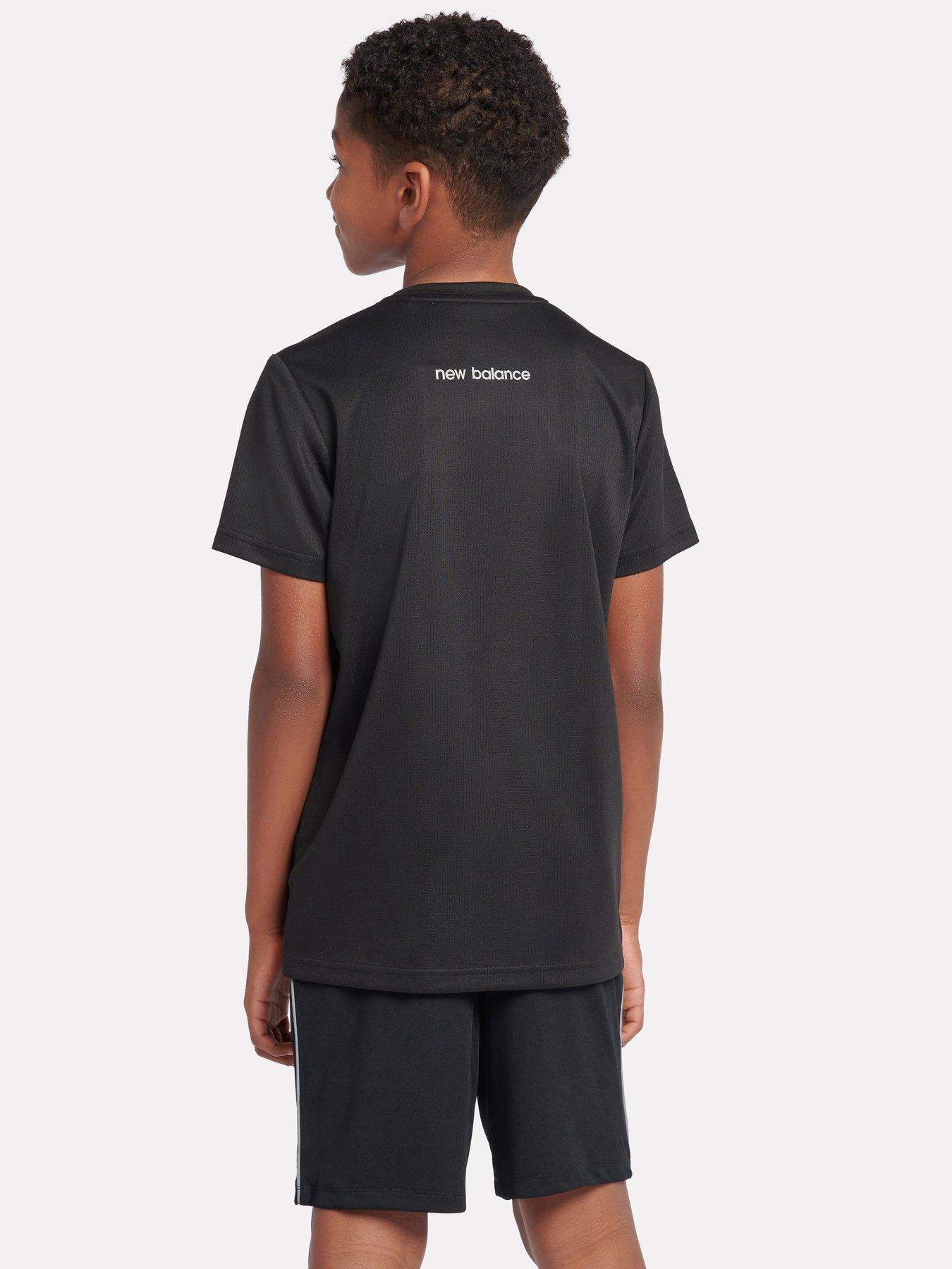 new-balance-junior-boys-reflective-flying-nb-t-shirt-blackstillFront