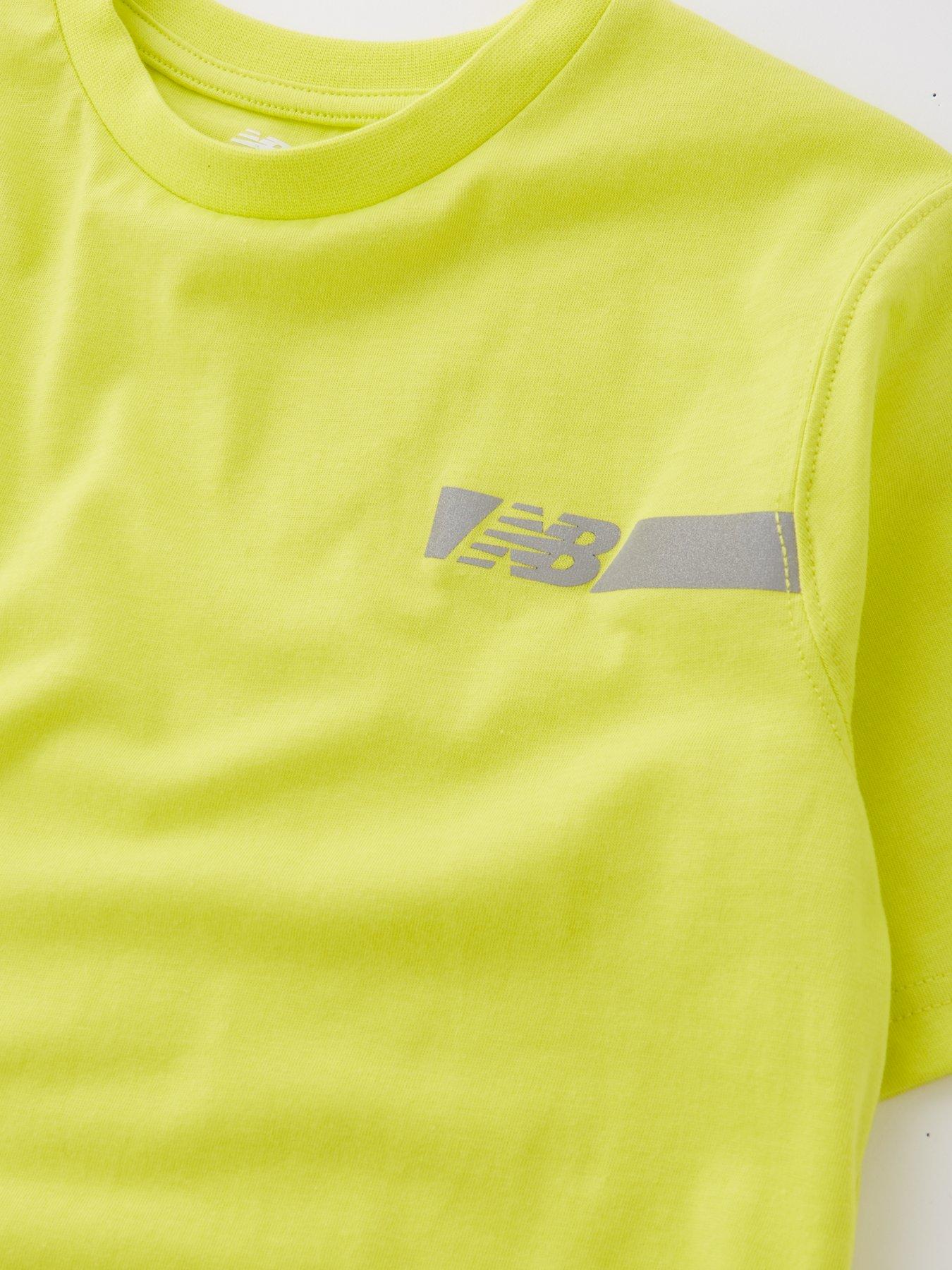 new-balance-junior-boys-reflective-flying-nb-t-shirtdetail