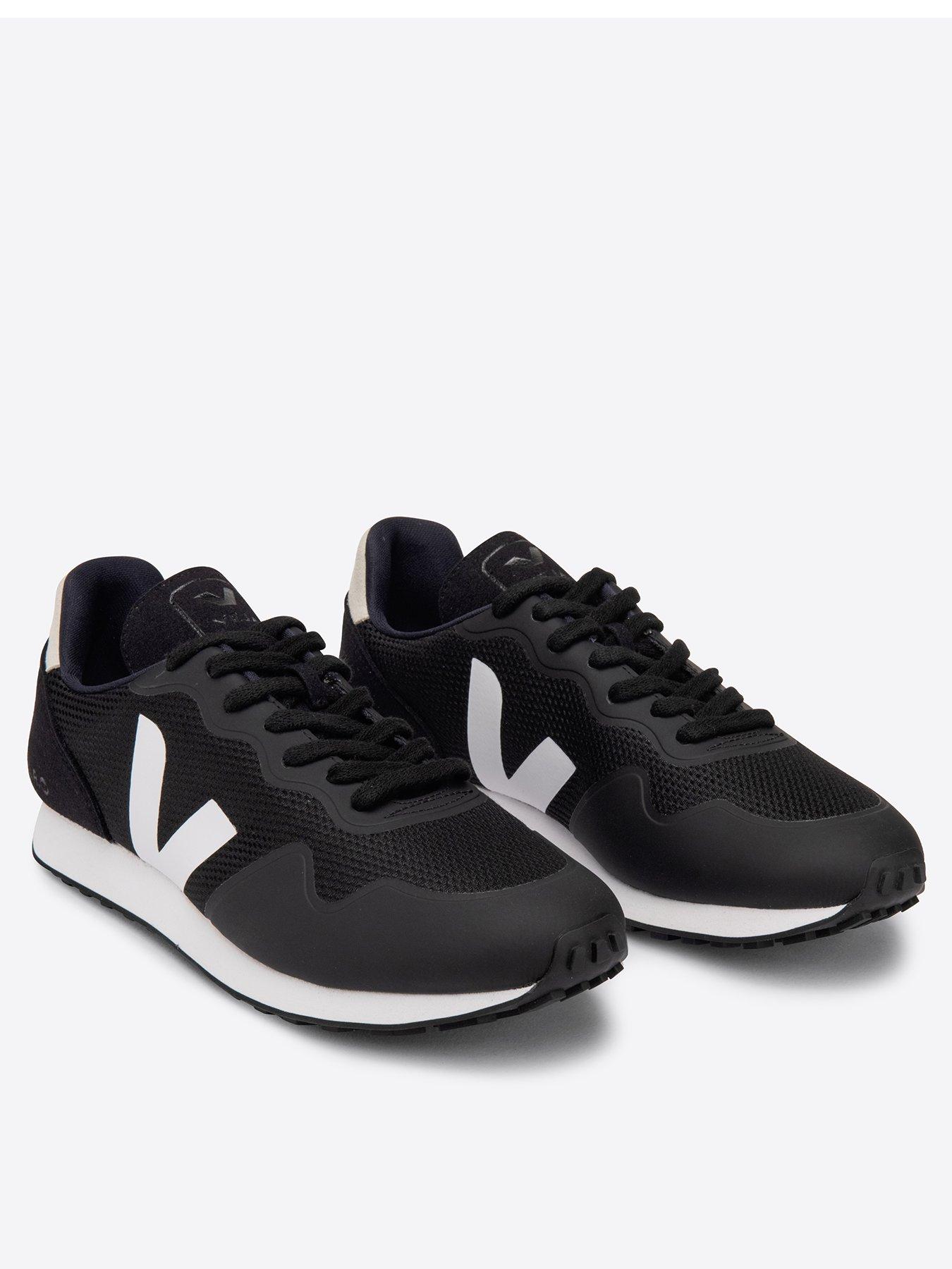 veja-mens-sdu-trainers-blackwhitestillFront