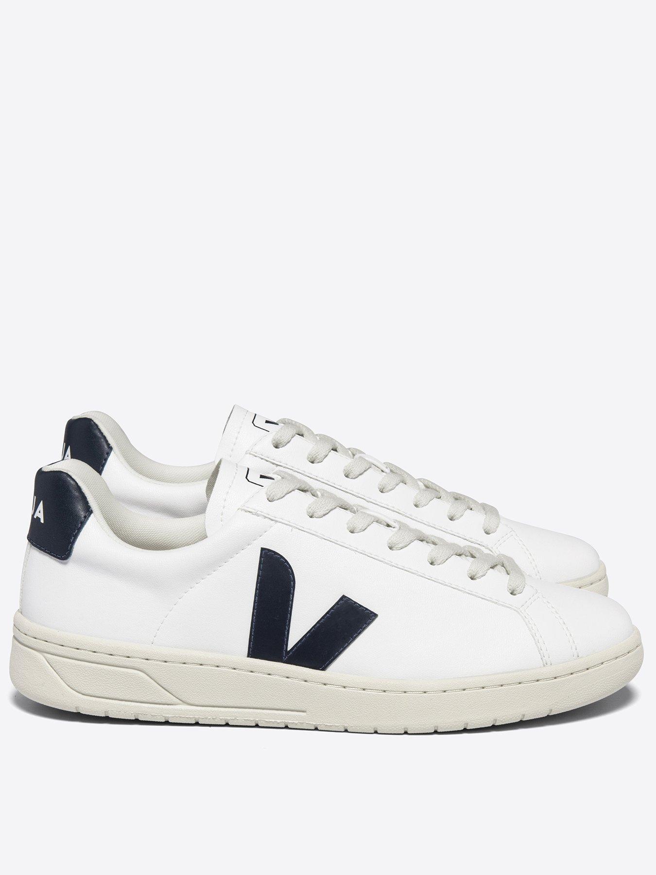 veja-mens-urca-trainers-whitenavy