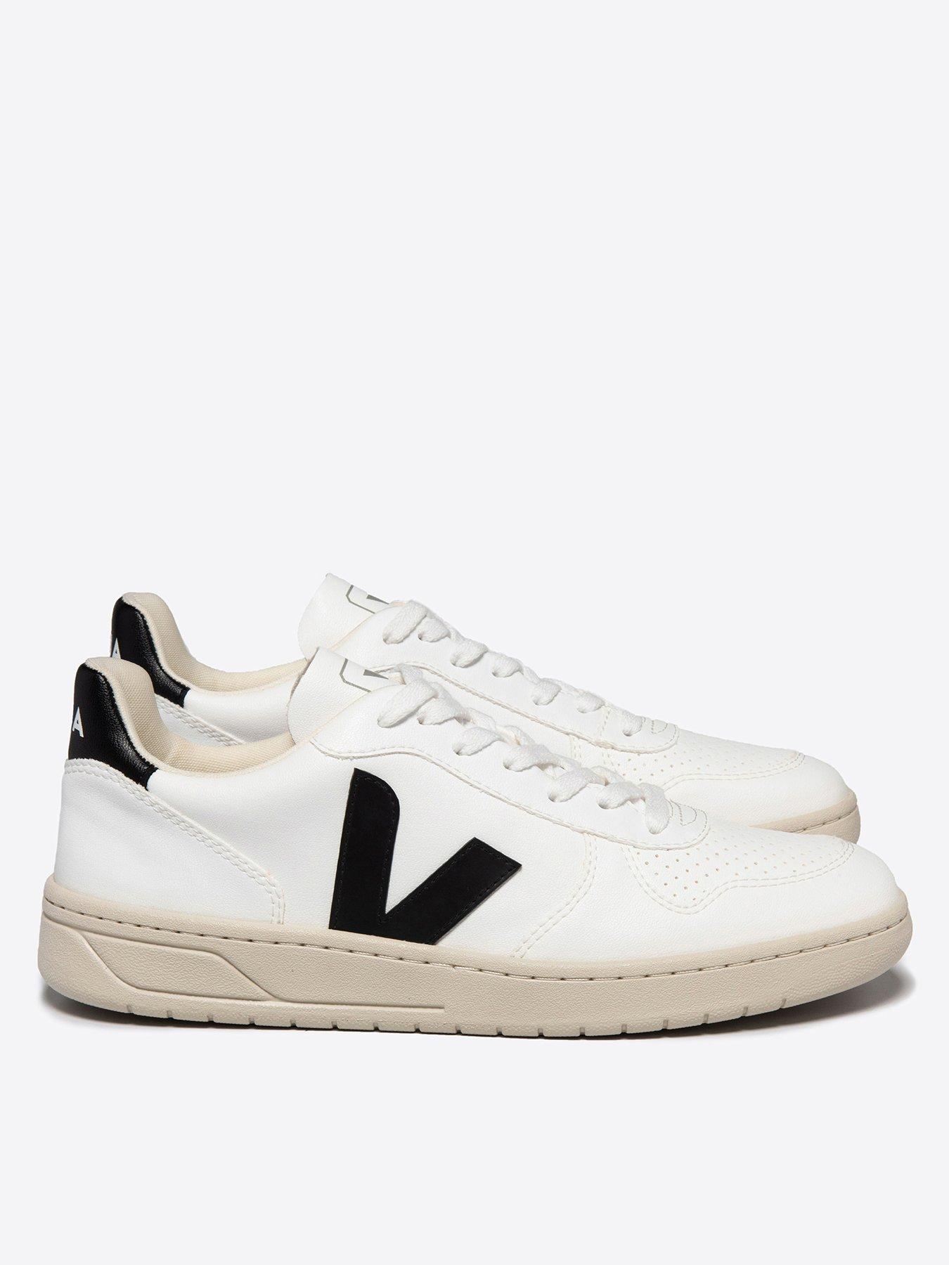 veja-mens-v-10-trainers-whiteblack