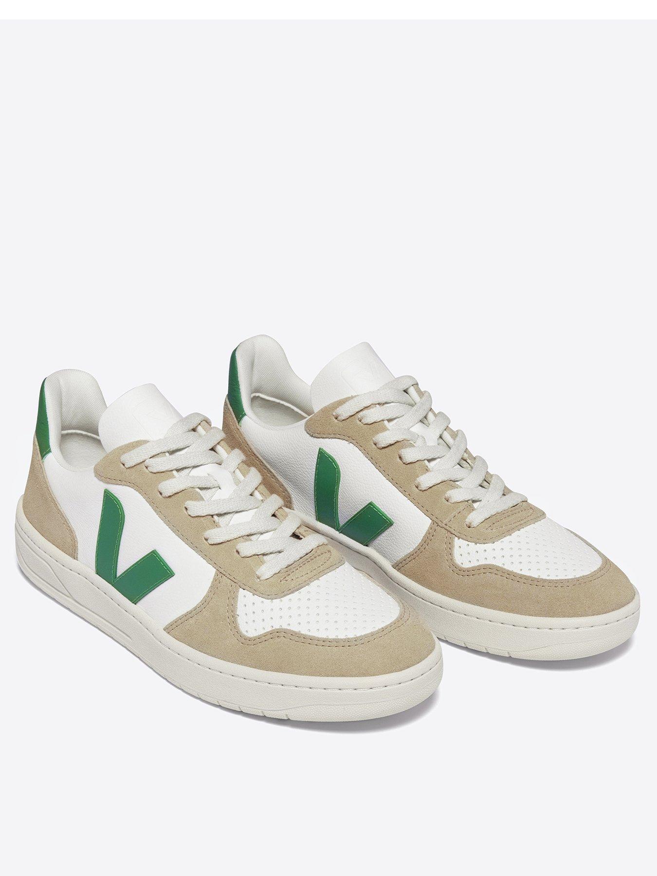 veja-mens-v-10-trainers-browngreenstillFront