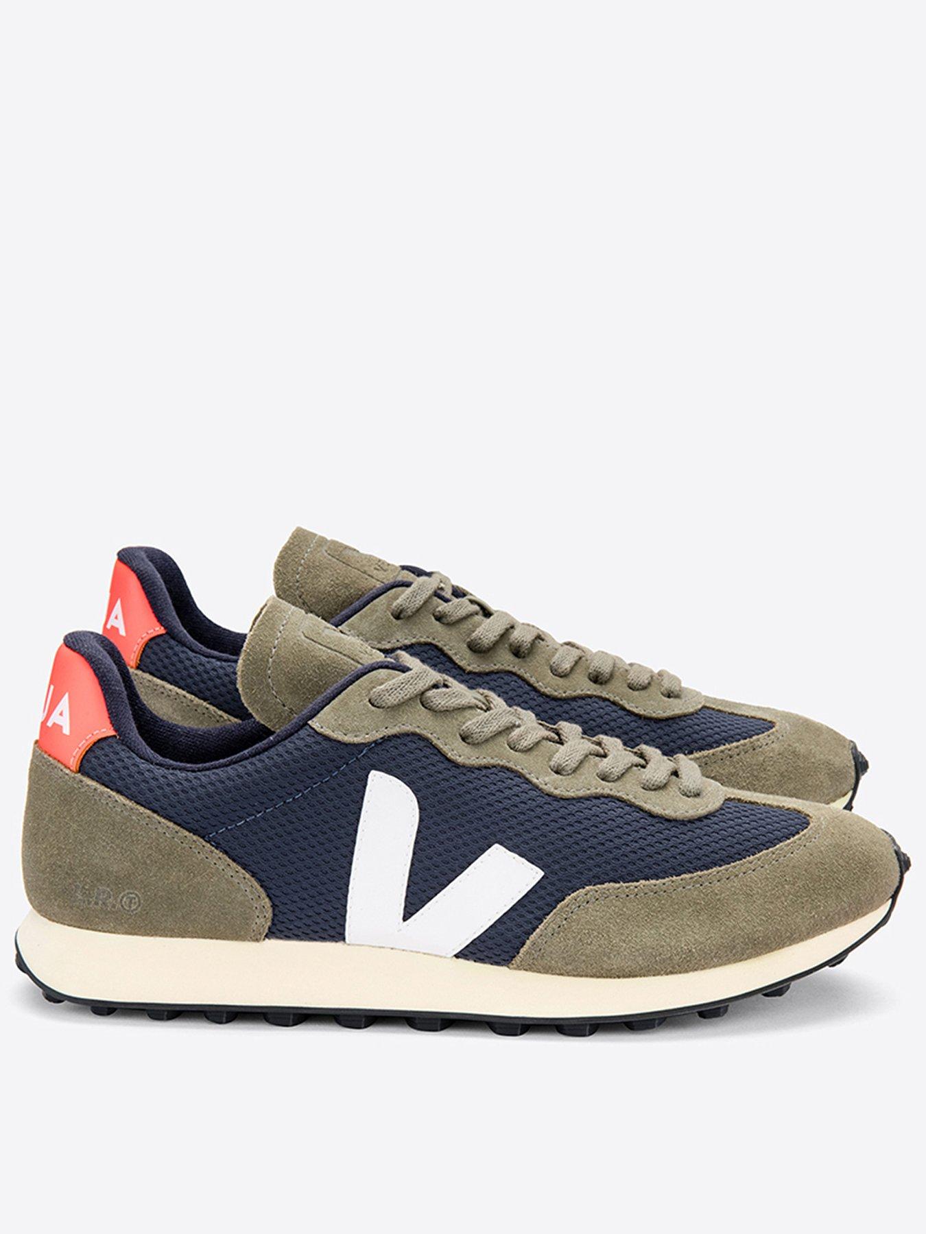 veja-mens-rio-branco-trainers-navykhaki