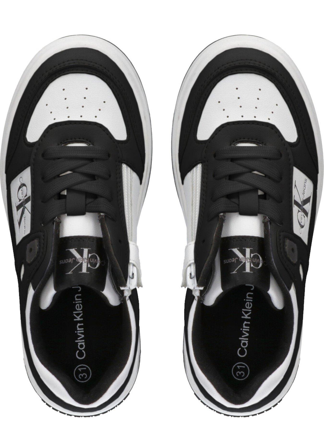 calvin-klein-jeans-kids-low-cut-lace-up-sneaker-blackoutfit