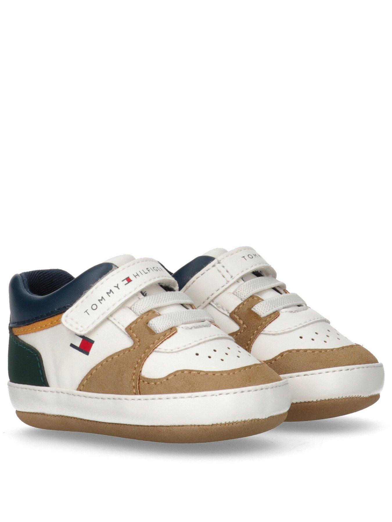 tommy-hilfiger-baby-boys-chuckie-flag-low-cut-velcro-shoe-multistillFront