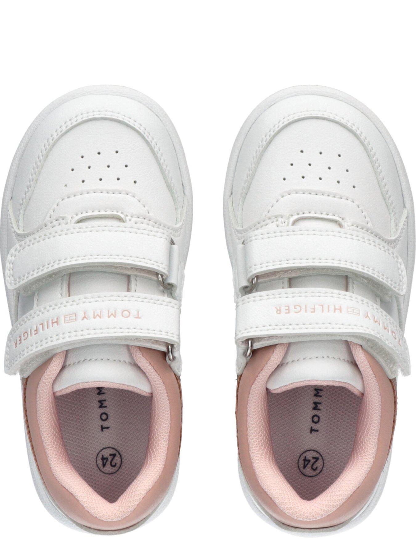 tommy-hilfiger-girls-flag-low-cut-velcro-sneaker-whiteoutfit