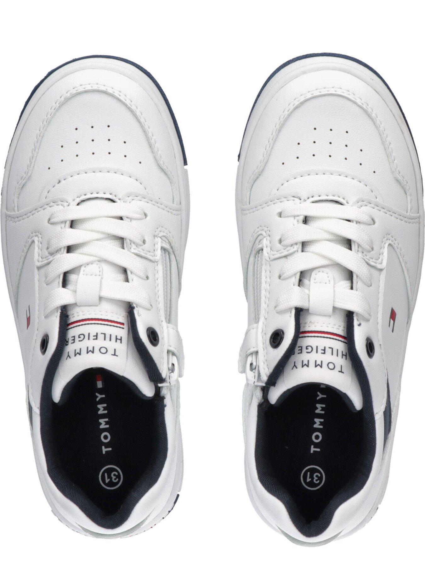 tommy-hilfiger-boys-flag-low-cut-lace-up-sneaker-whiteoutfit