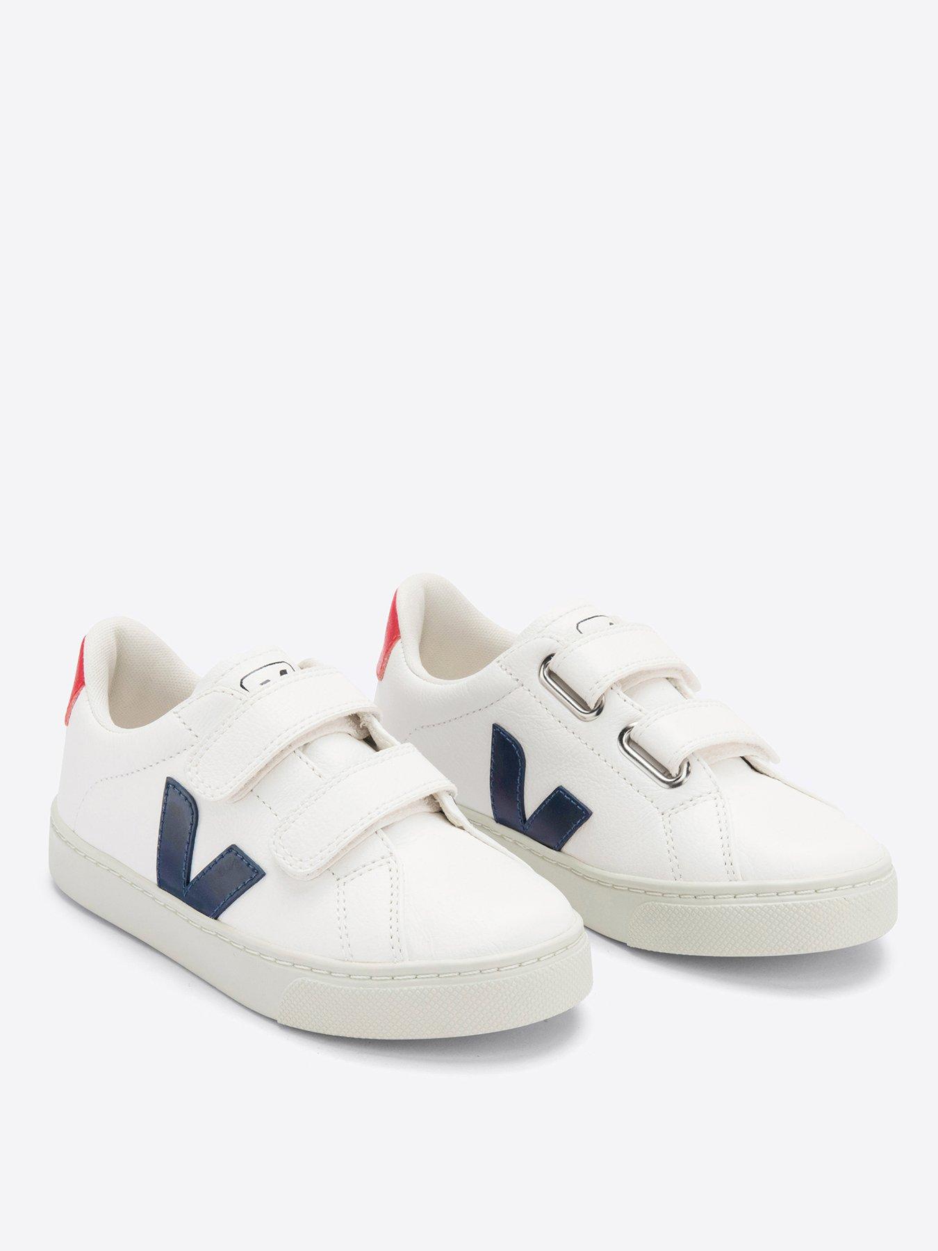 veja-boys-small-esplar-trainers-whitenavystillFront