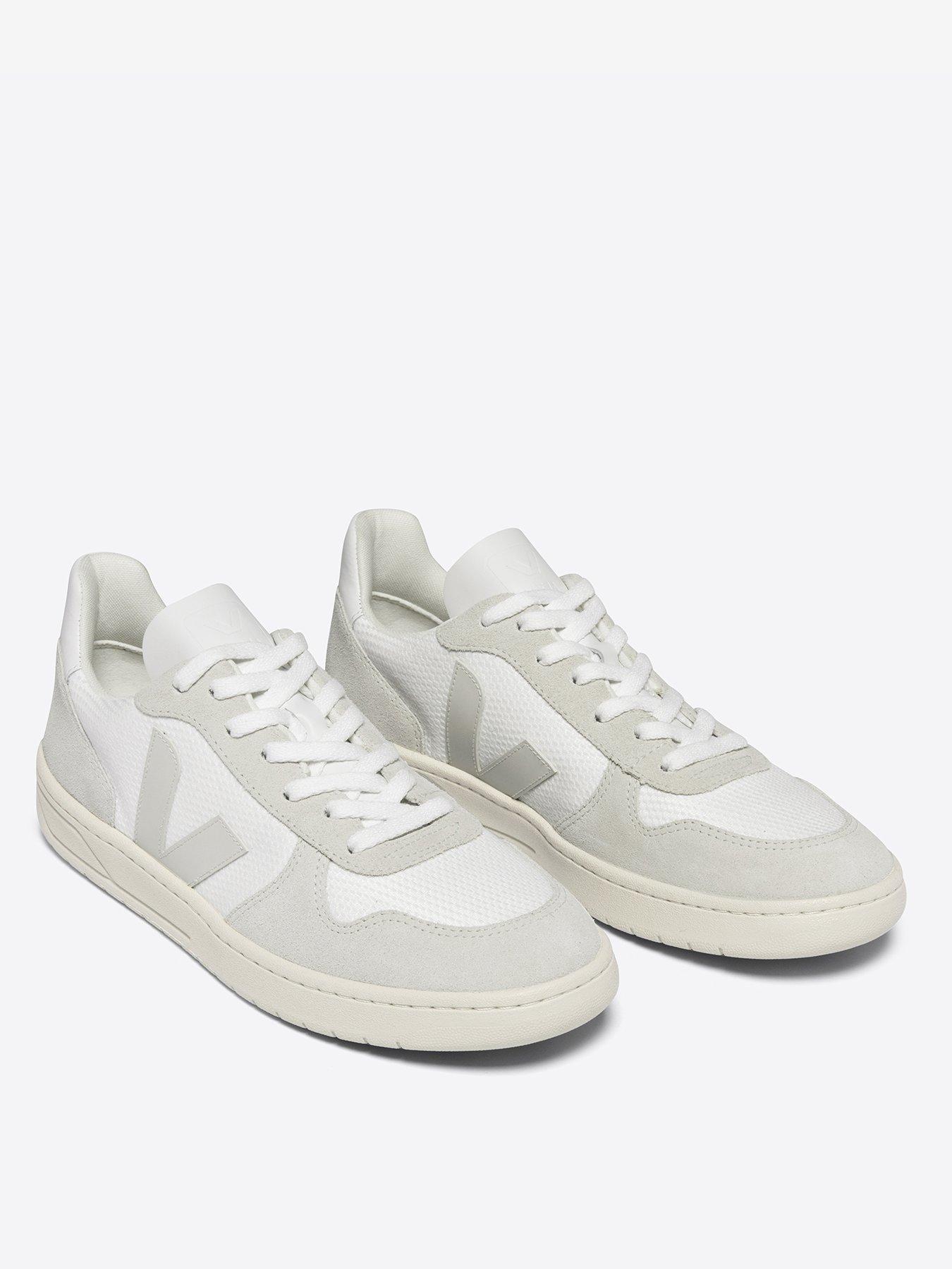 veja-womens-v-10-trainers-whitegreystillFront