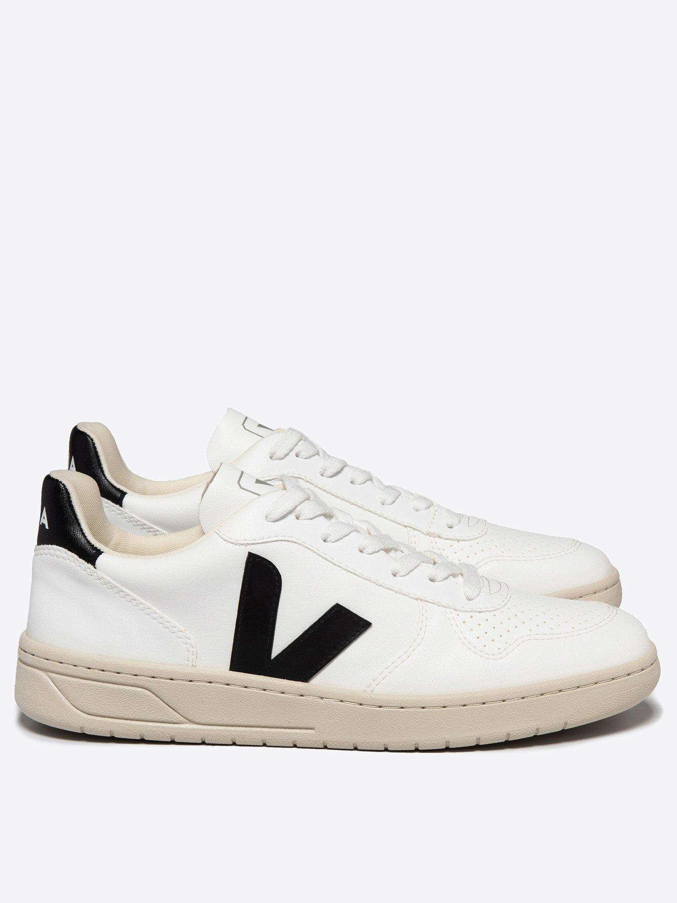 veja-womens-v-10-trainers-whiteblackfront