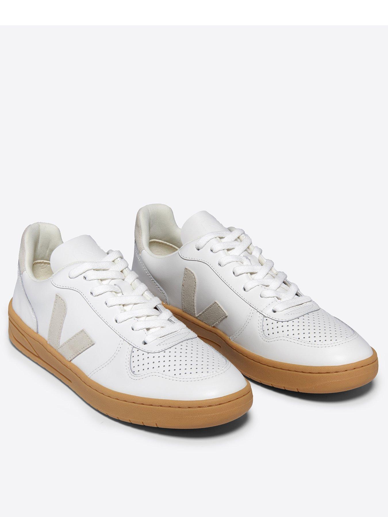 veja-womens-v-10-trainers-whitebeigestillFront