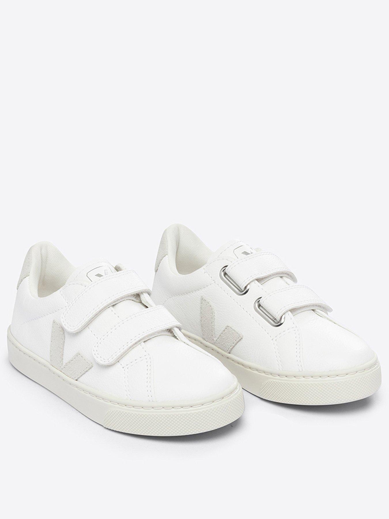 veja-infant-small-esplar-trainers-whitebeigestillFront