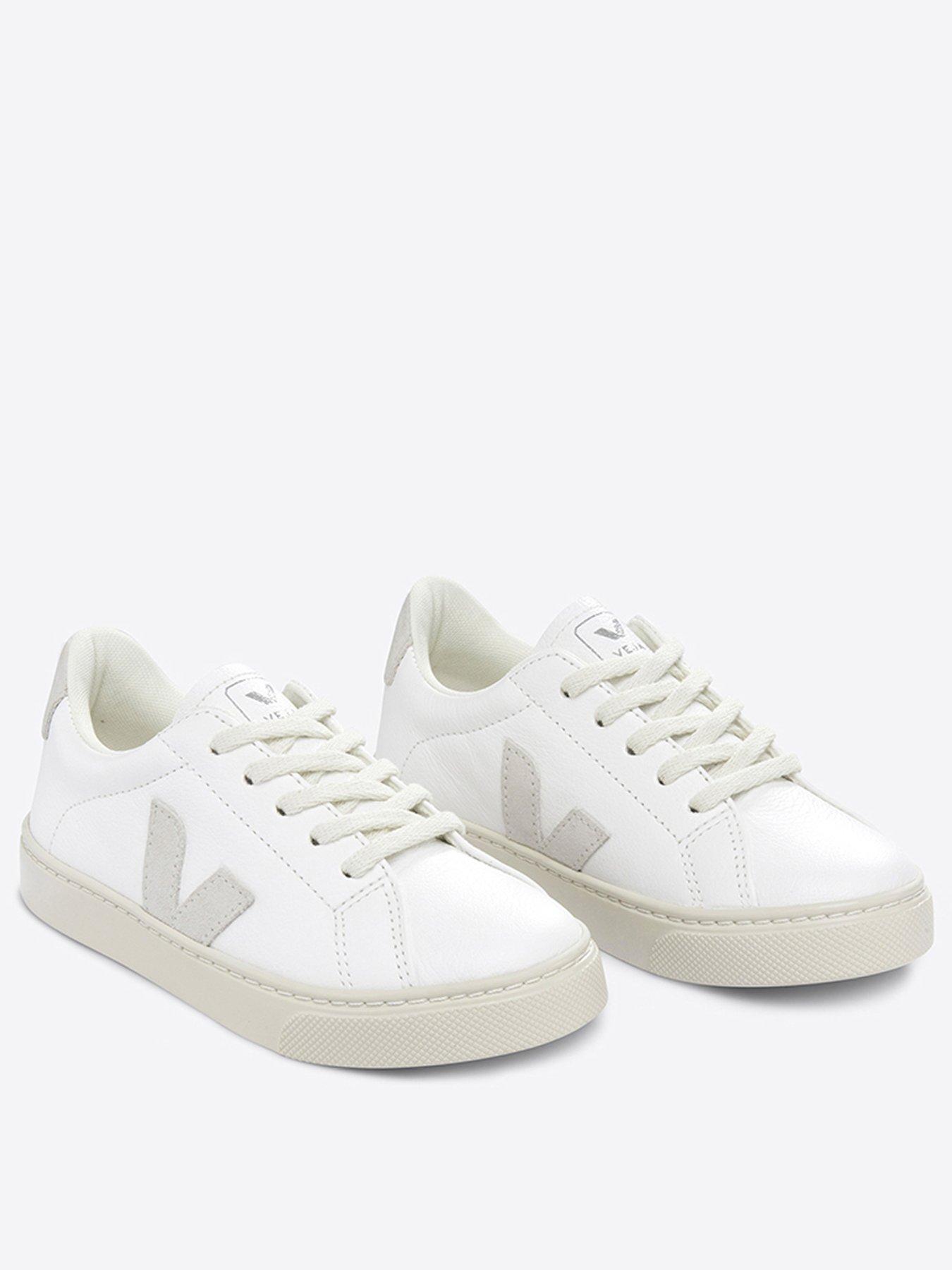 veja-junior-small-esplar-laces-trainers-whitebeigestillFront