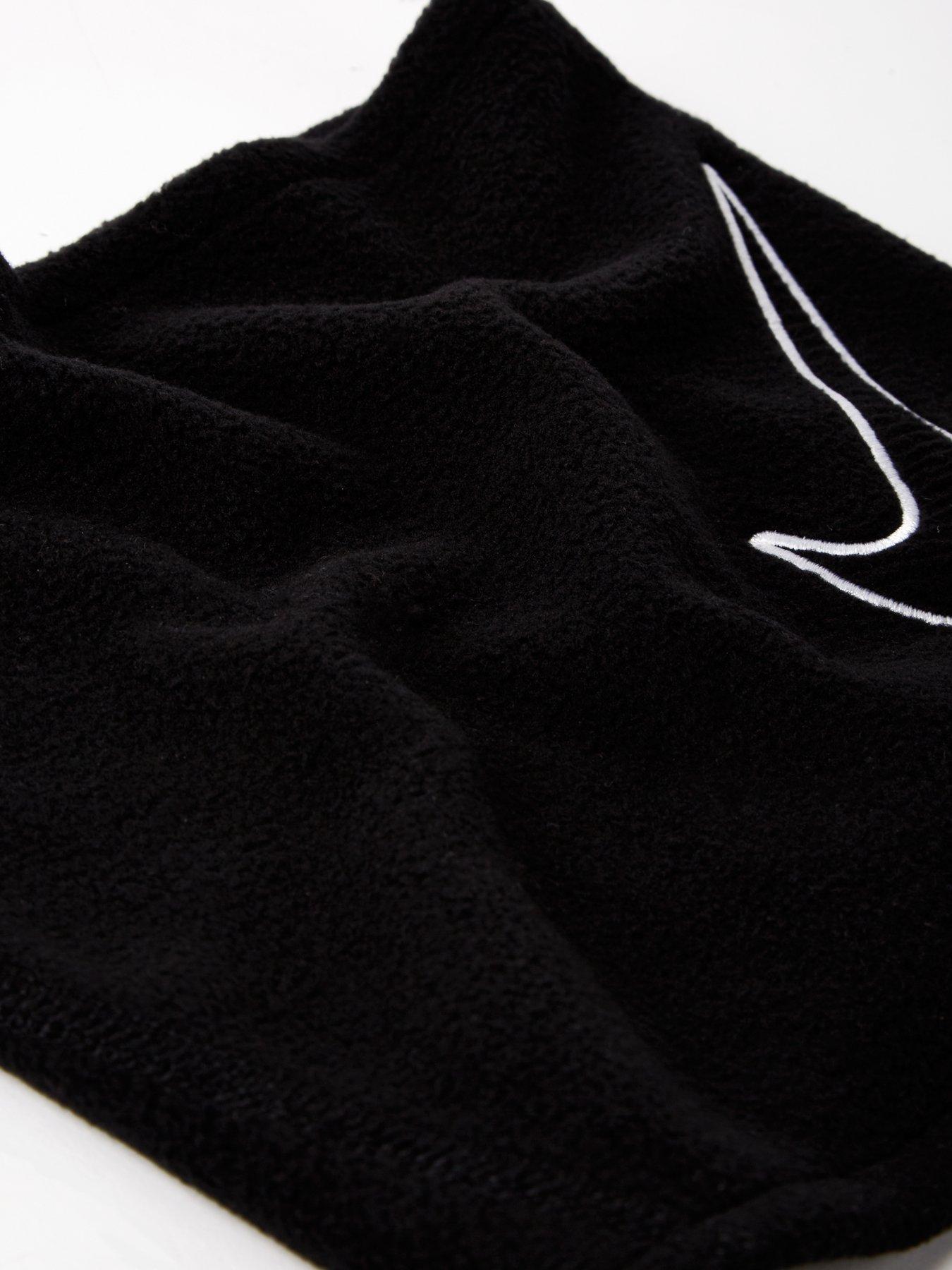 nike-youth-fleece-neck-warmer-20detail