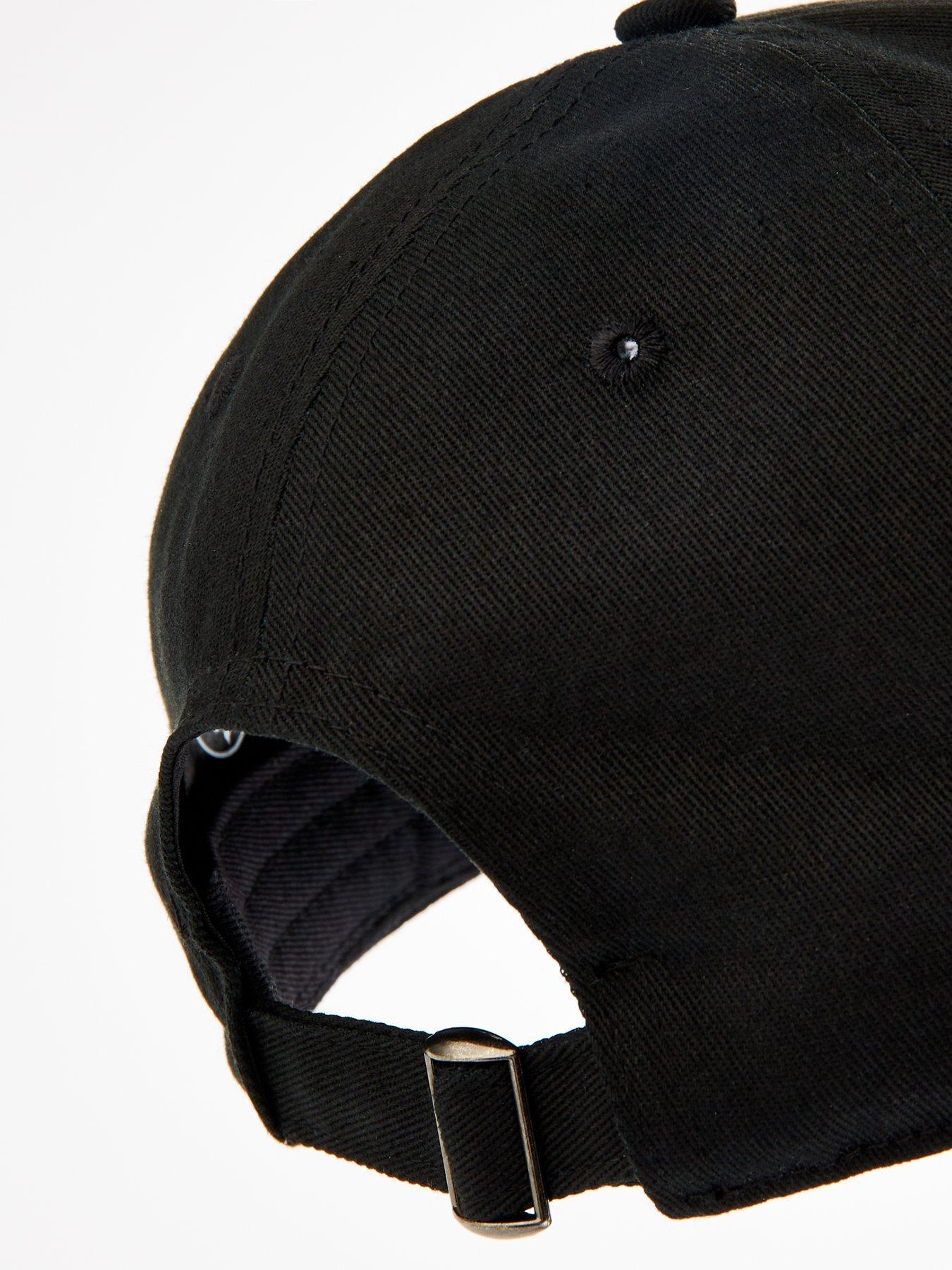 gym-king-mens-fundamental-cap-blackoutfit