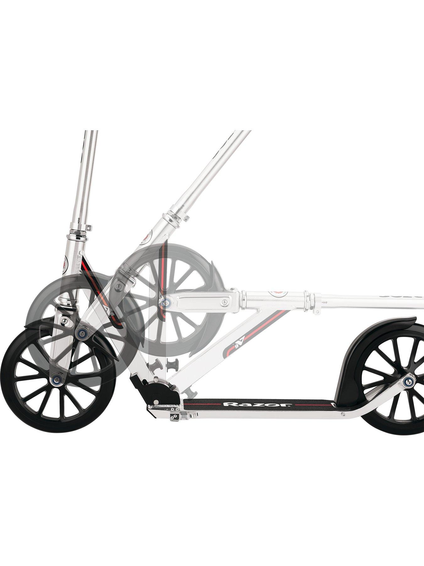 Image 3 of 8 of Razor Razor A6 Scooter - Silver