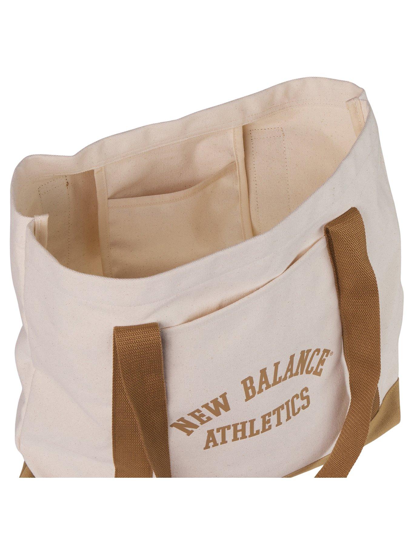 new-balance-canvas-tote-greyoutfit