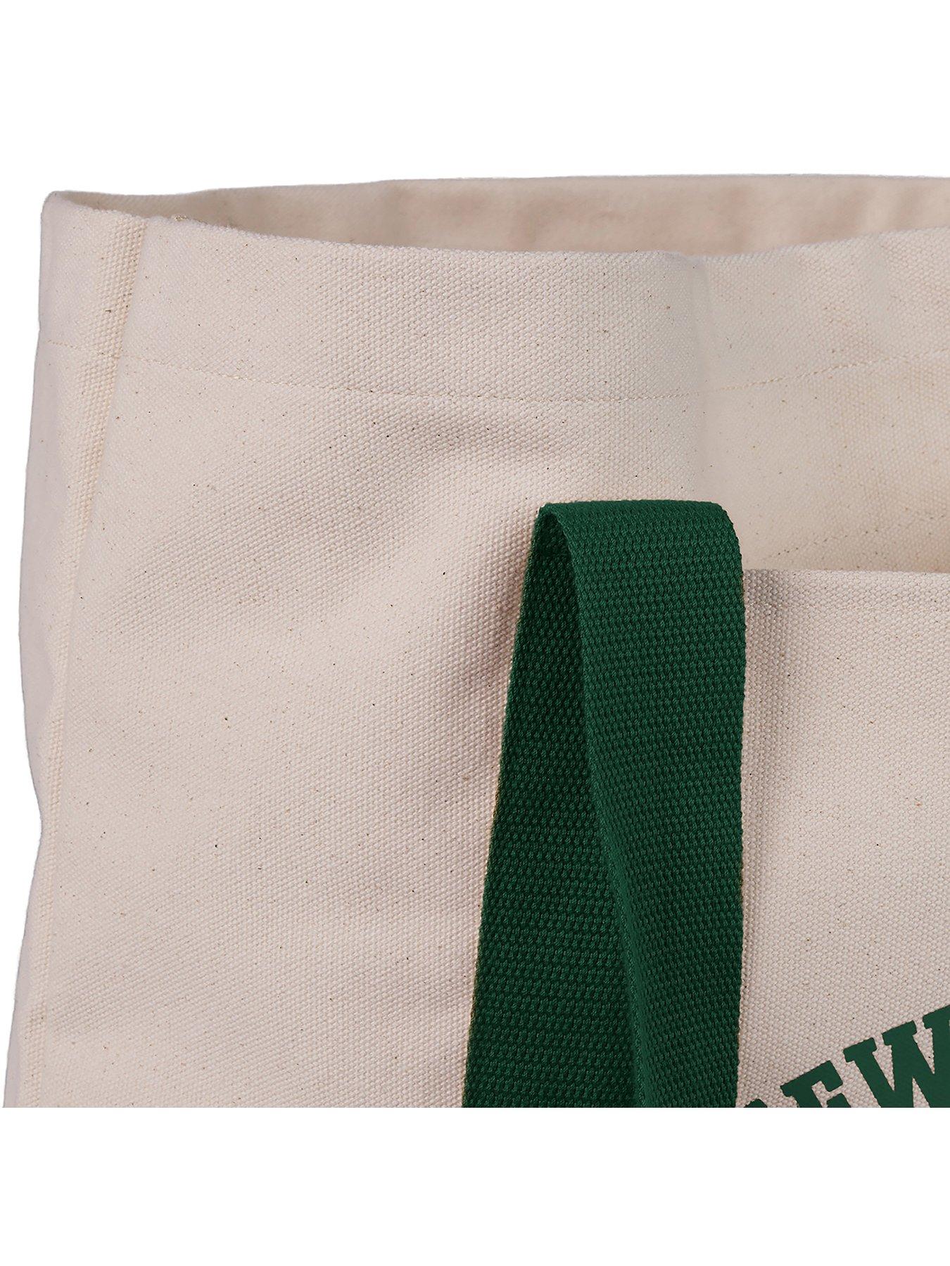 new-balance-canvas-tote-greenoutfit