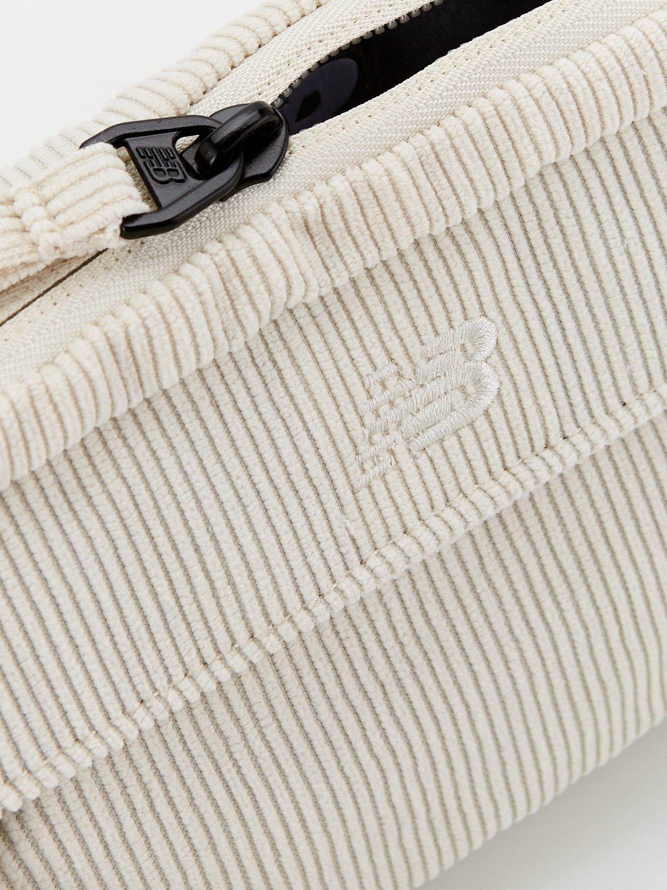 new-balance-corduroy-waist-bag-beigedetail