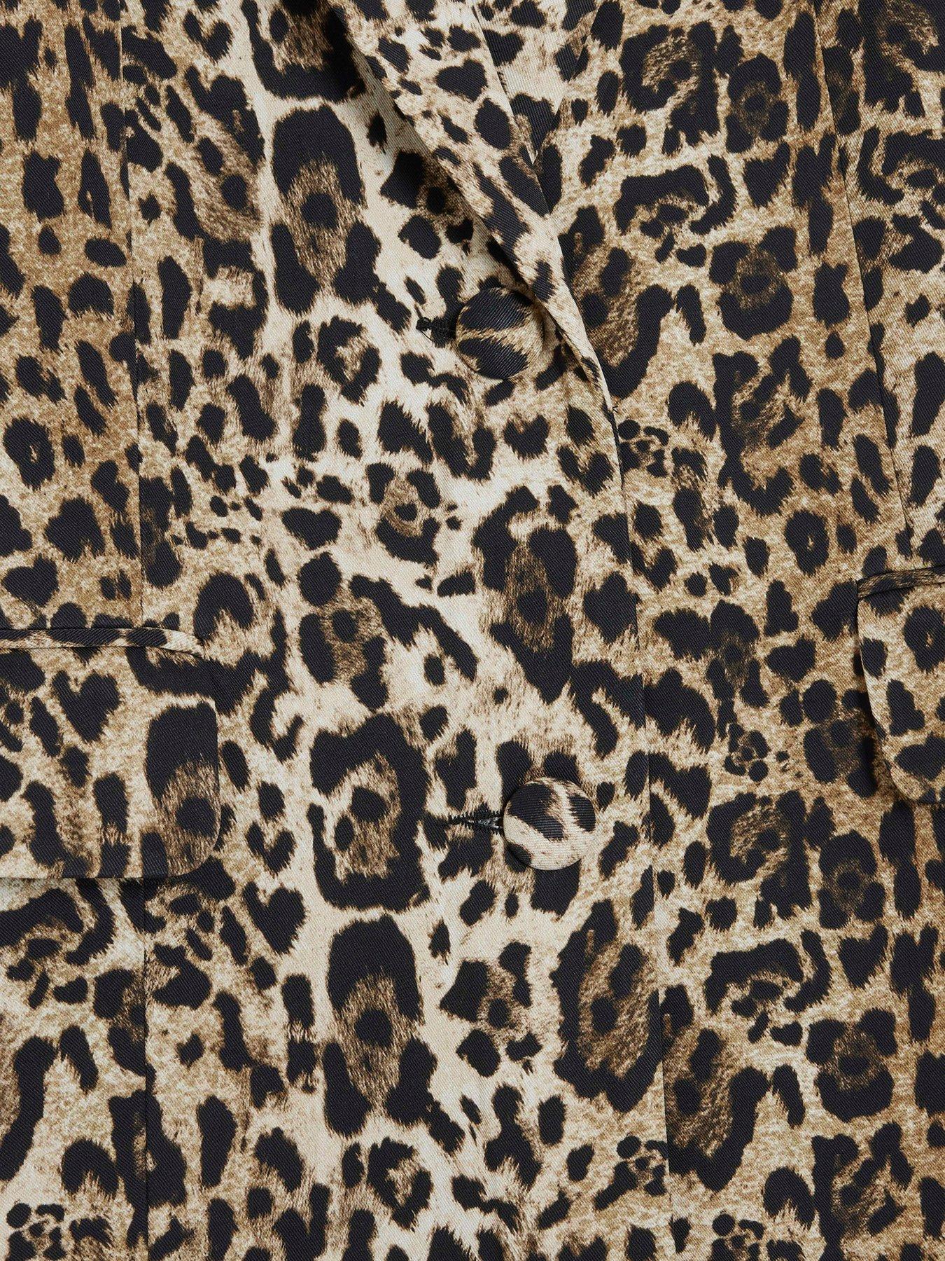 Image 6 of 6 of River Island Leopard Print Oversized Blazer - Light Brown