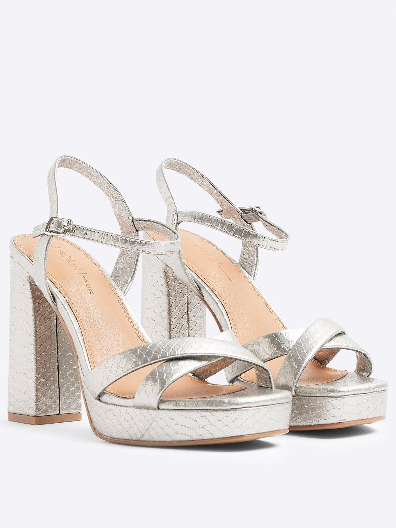 river-island-cross-vamp-platform-sandals-silveroutfit