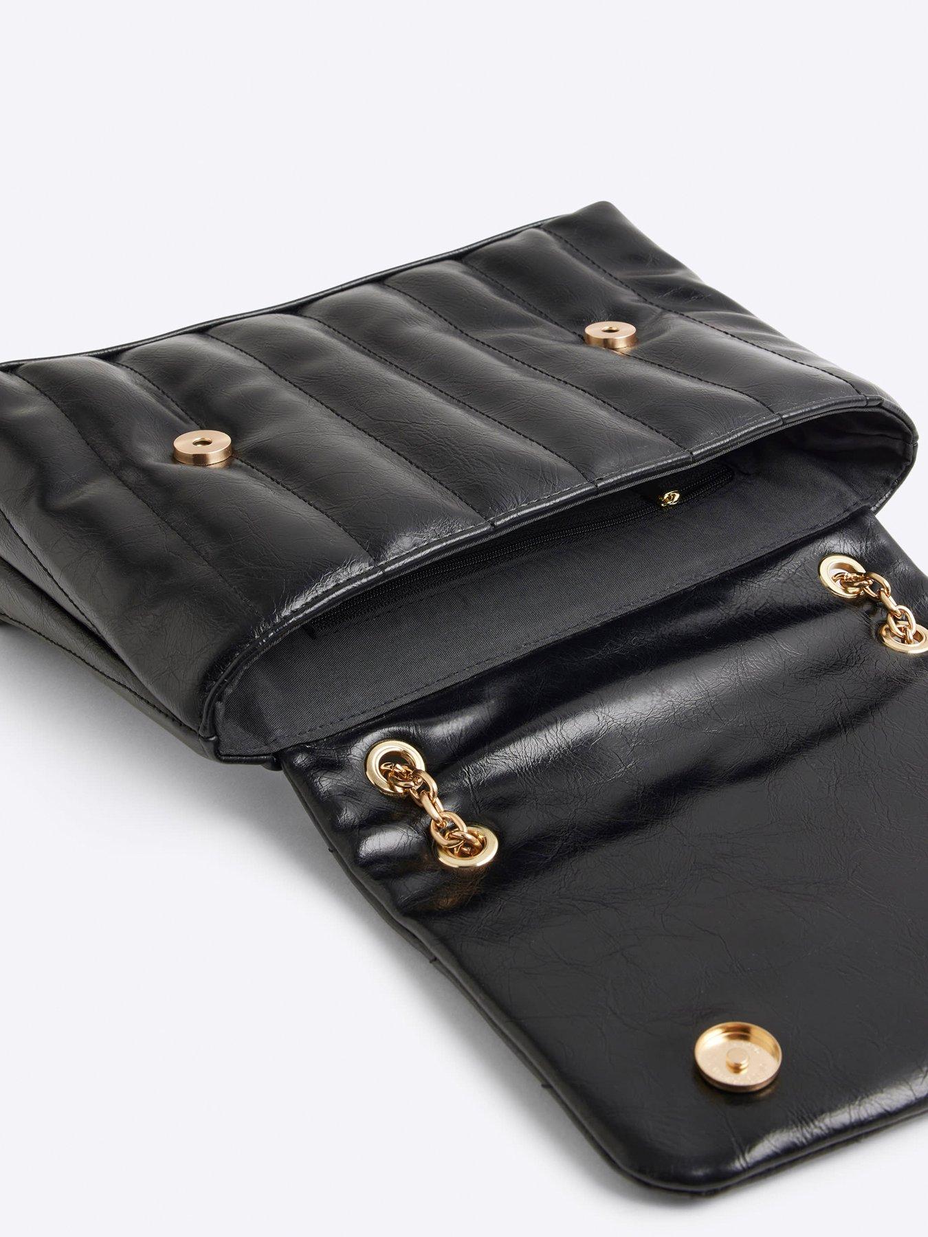 river-island-soft-quilted-chain-shoulder-bag-blackdetail