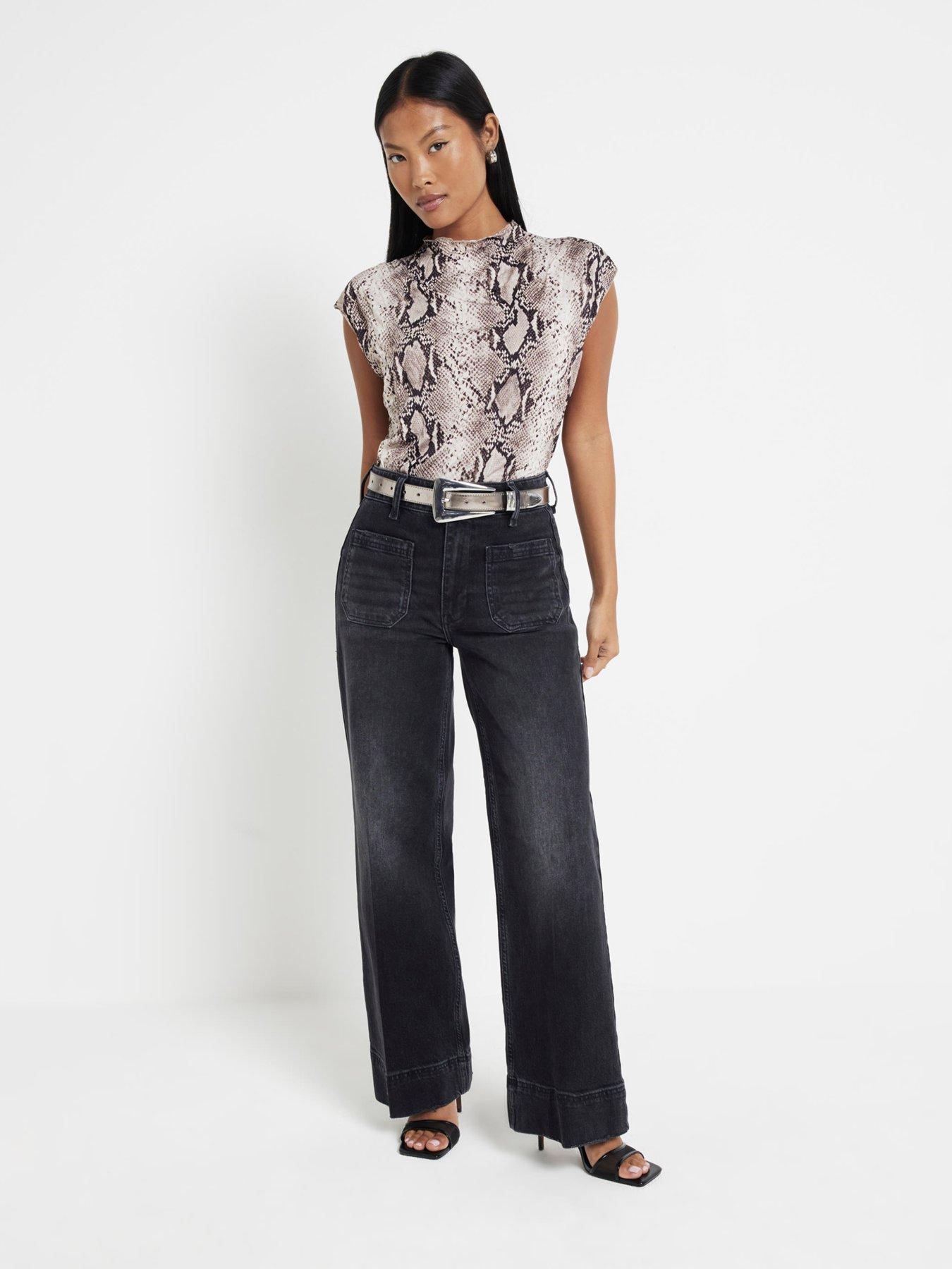 ri-petite-wide-leg-pocket-detail-jean-blackfront