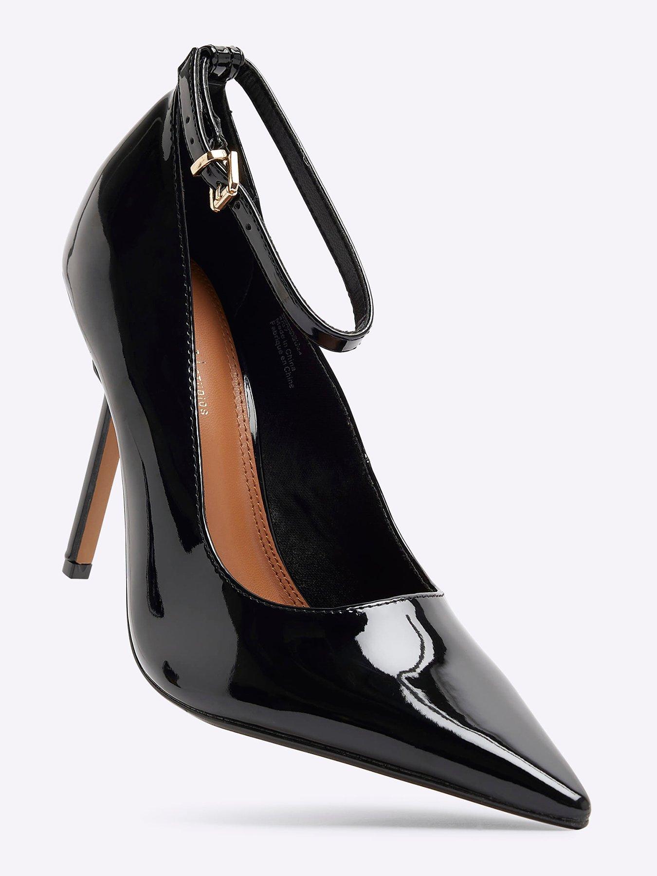 river-island-strap-detail-pointed-court-shoe-blackdetail