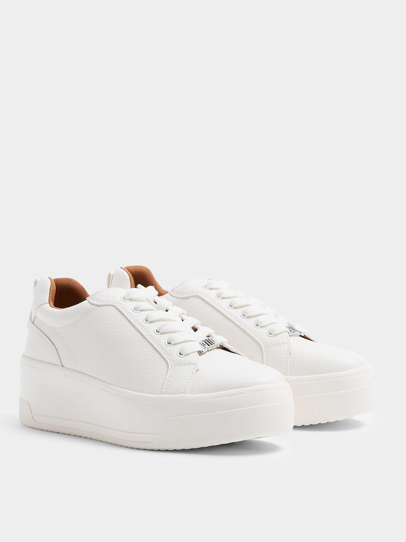 river-island-wide-fit-platform-lace-up-trainer-whiteoutfit