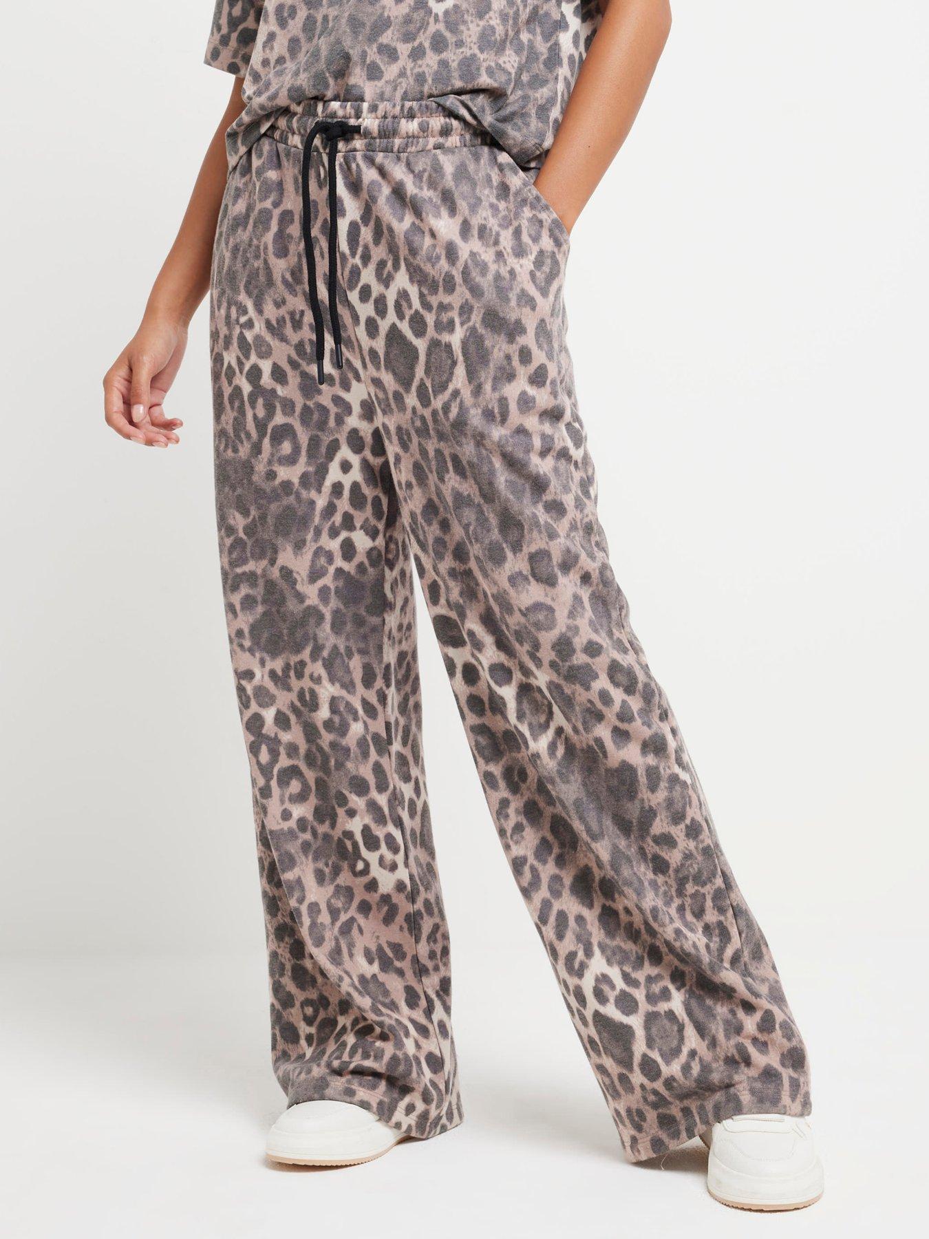 ri-petite-petite-leopard-wide-leg-jogger-brown