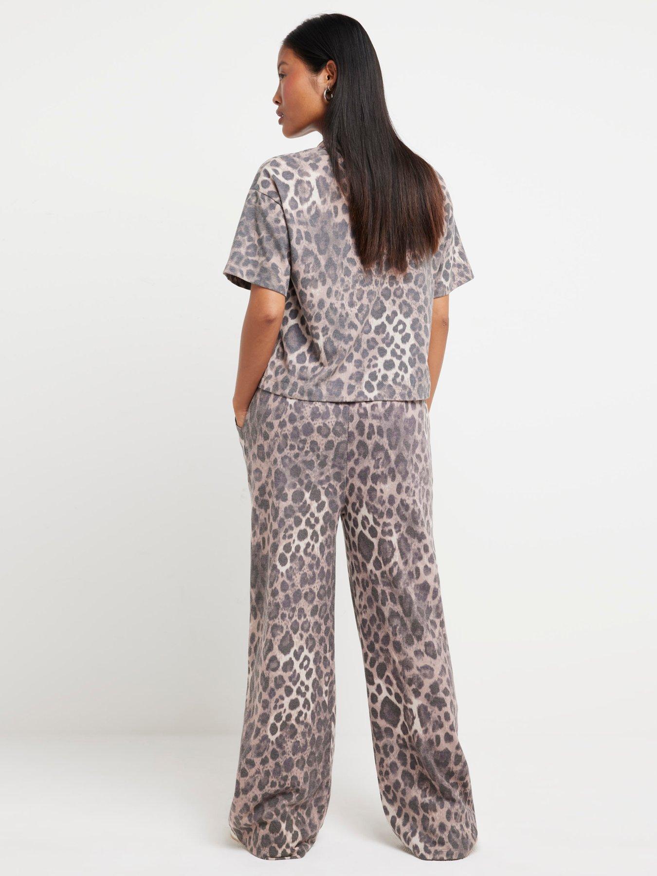 ri-petite-petite-leopard-wide-leg-jogger-brownstillFront