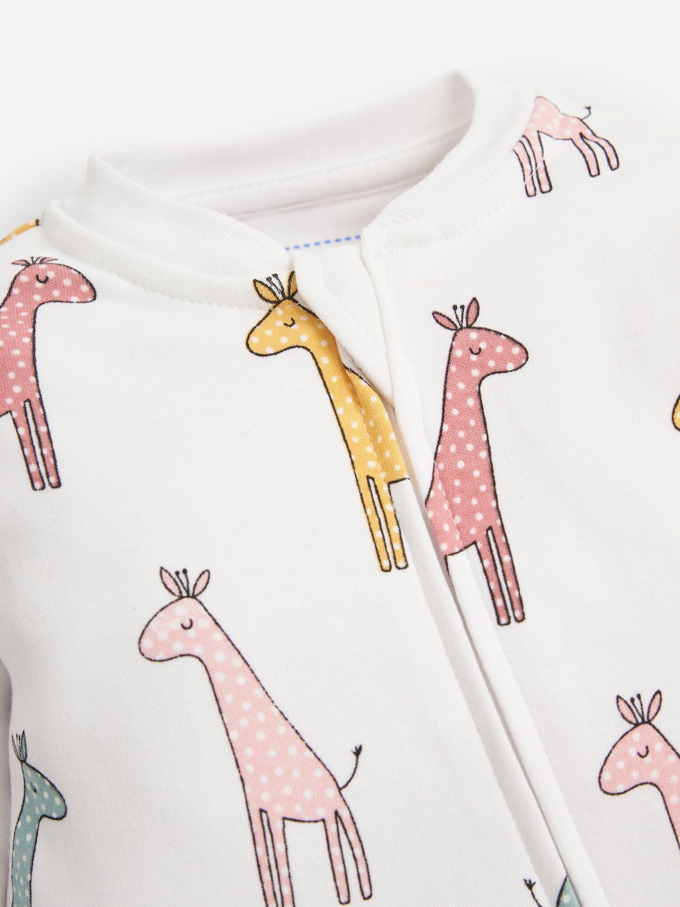 jojo-maman-bebe-girls-giraffe-print-zip-sleepsuit-whiteoutfit