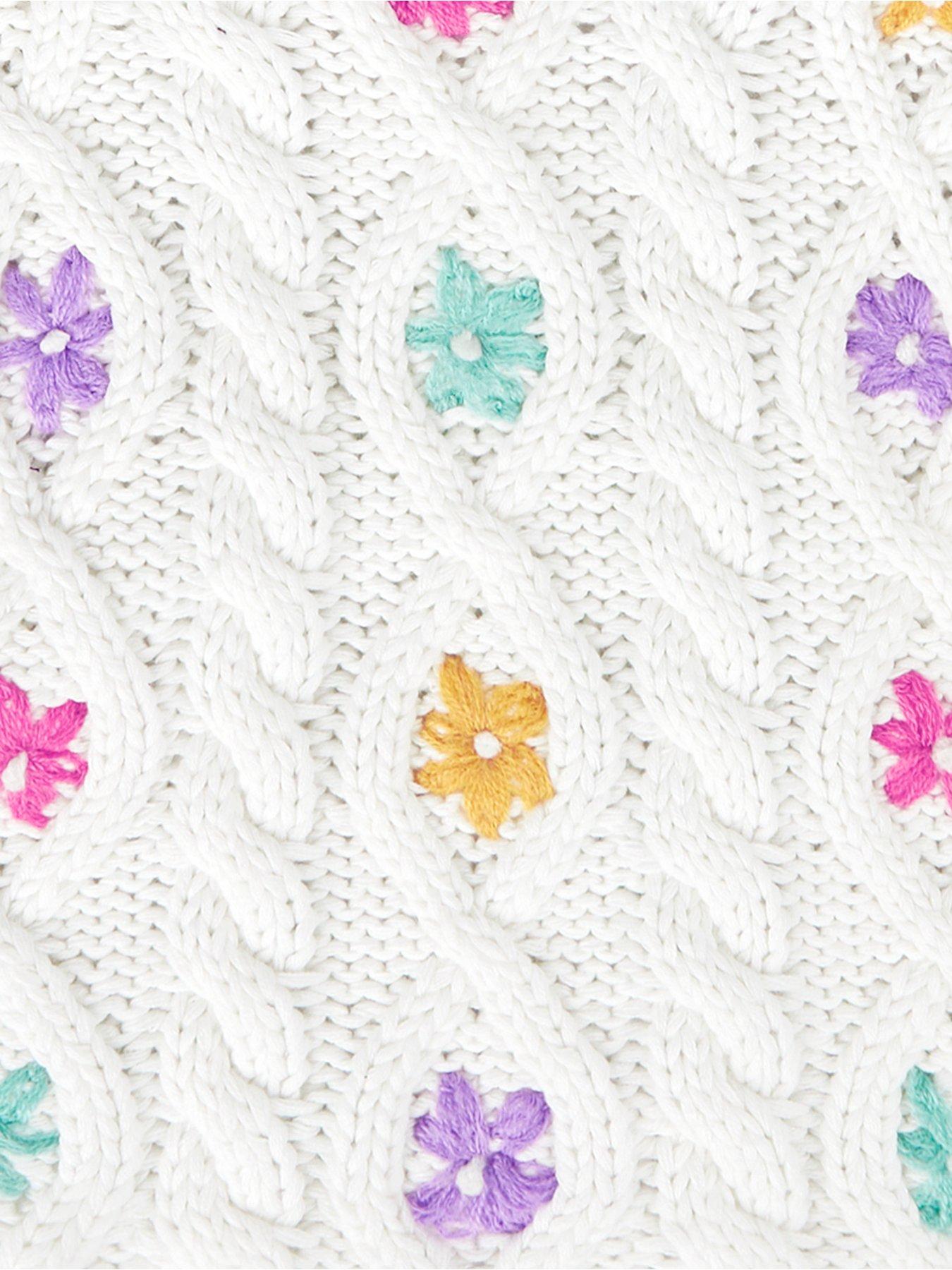 jojo-maman-bebe-girls-cable-knit-jumper-with-embroidered-flowers-creamdetail