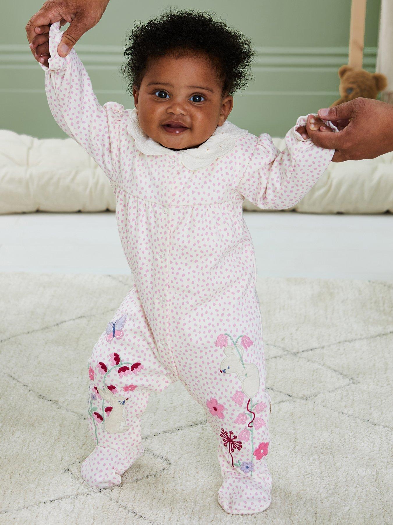 jojo-maman-bebe-girls-mouse-applique-frill-collar-sleepsuit-pinkoutfit