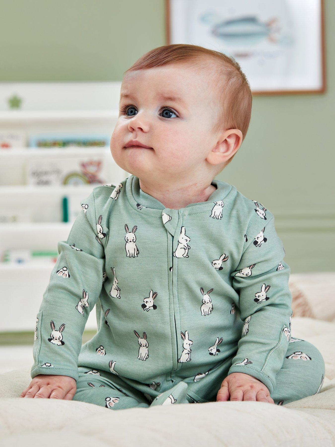 jojo-maman-bebe-unisex-bunny-print-zip-sleepsuit-greenoutfit