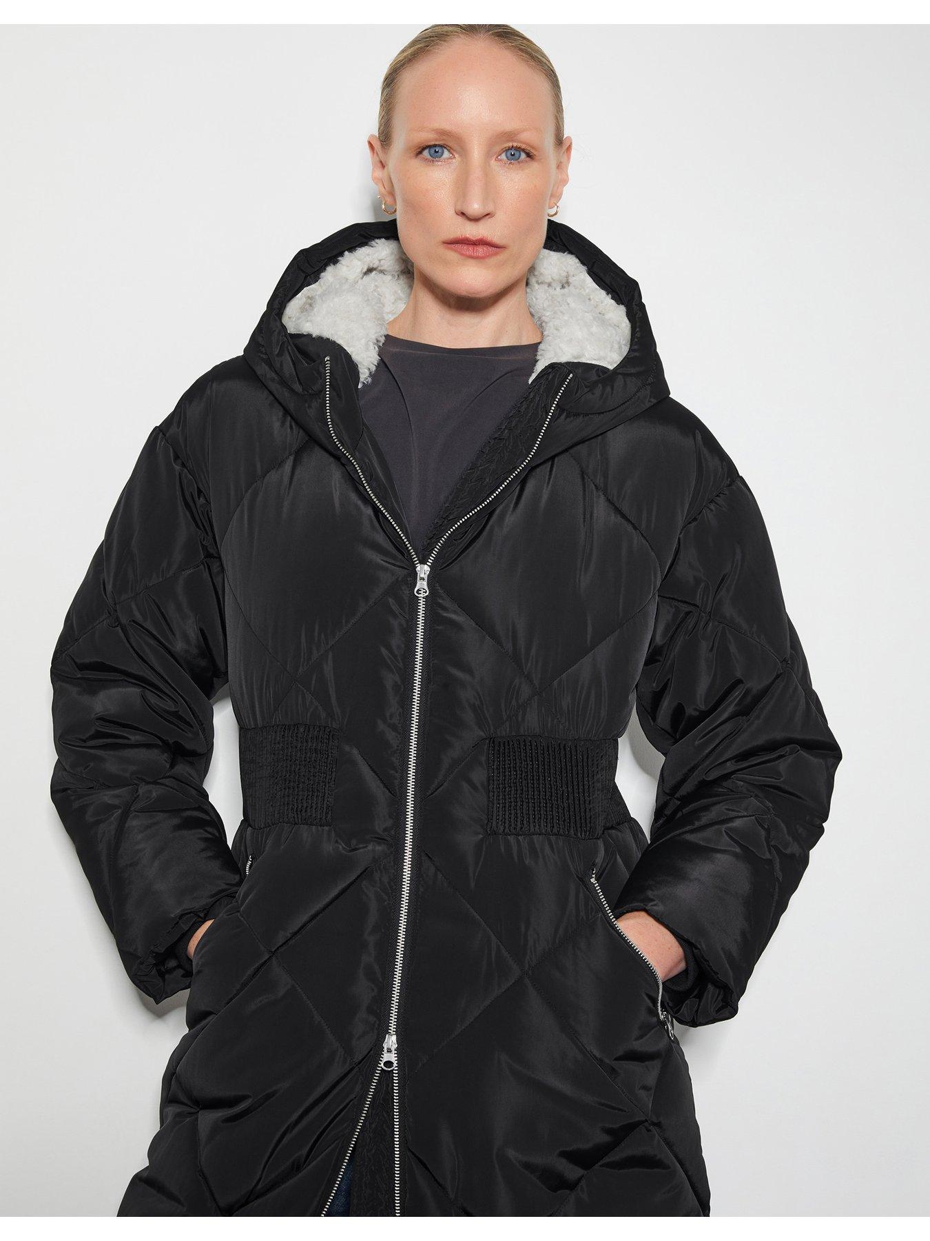 monsoon-phoebe-fleece-puffer-blackoutfit