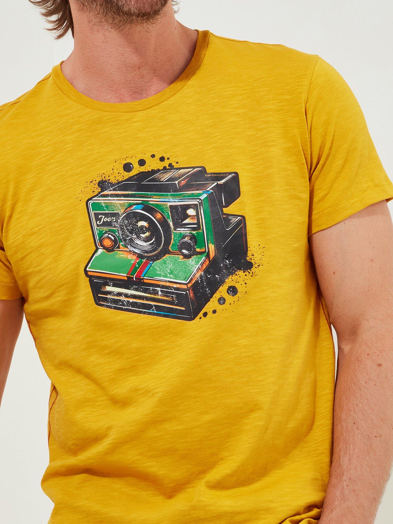 joe-browns-joe-browns-retro-camera-graphic-t-shirt-yellowback