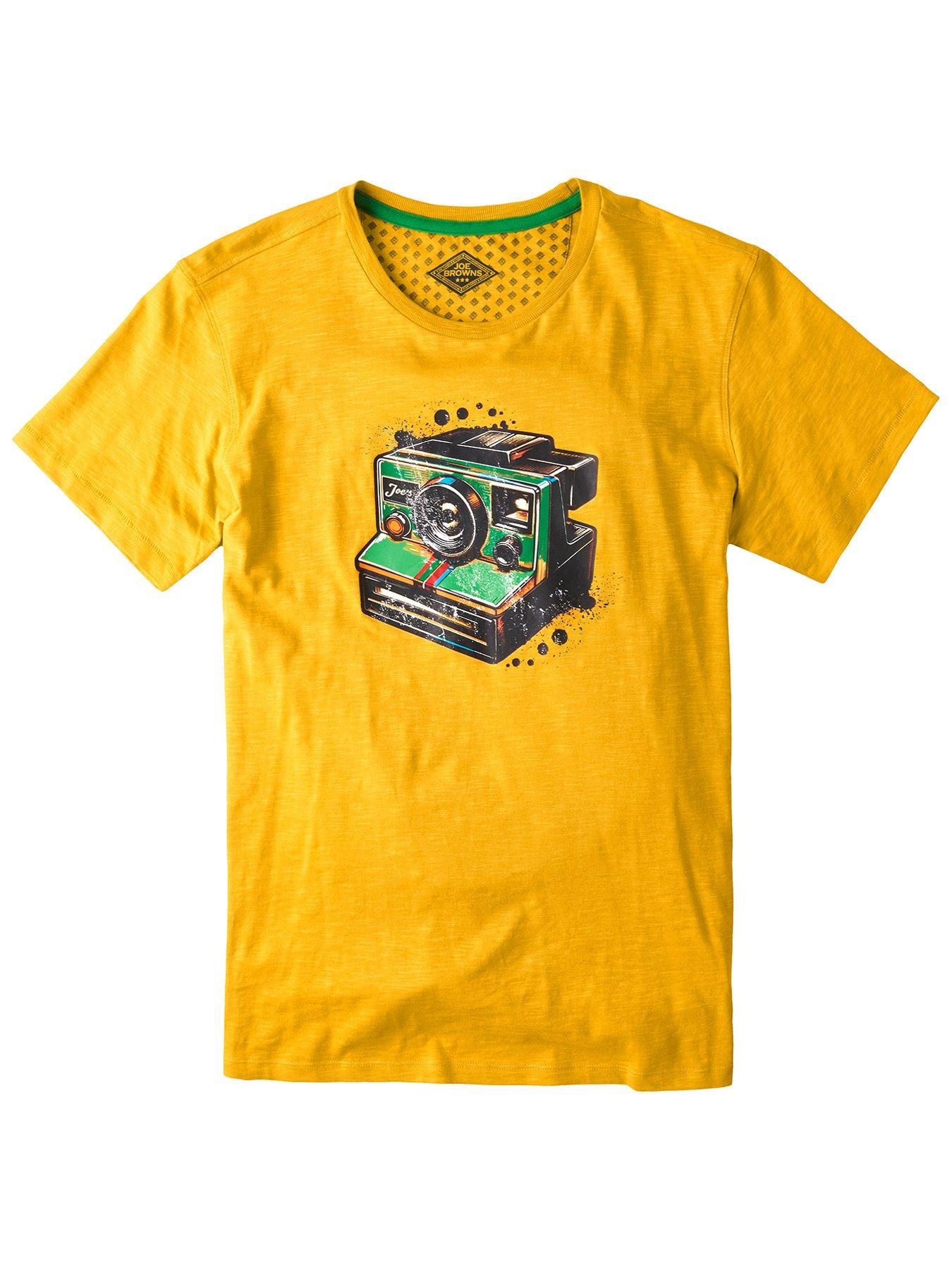 joe-browns-joe-browns-retro-camera-graphic-t-shirt-yellowdetail