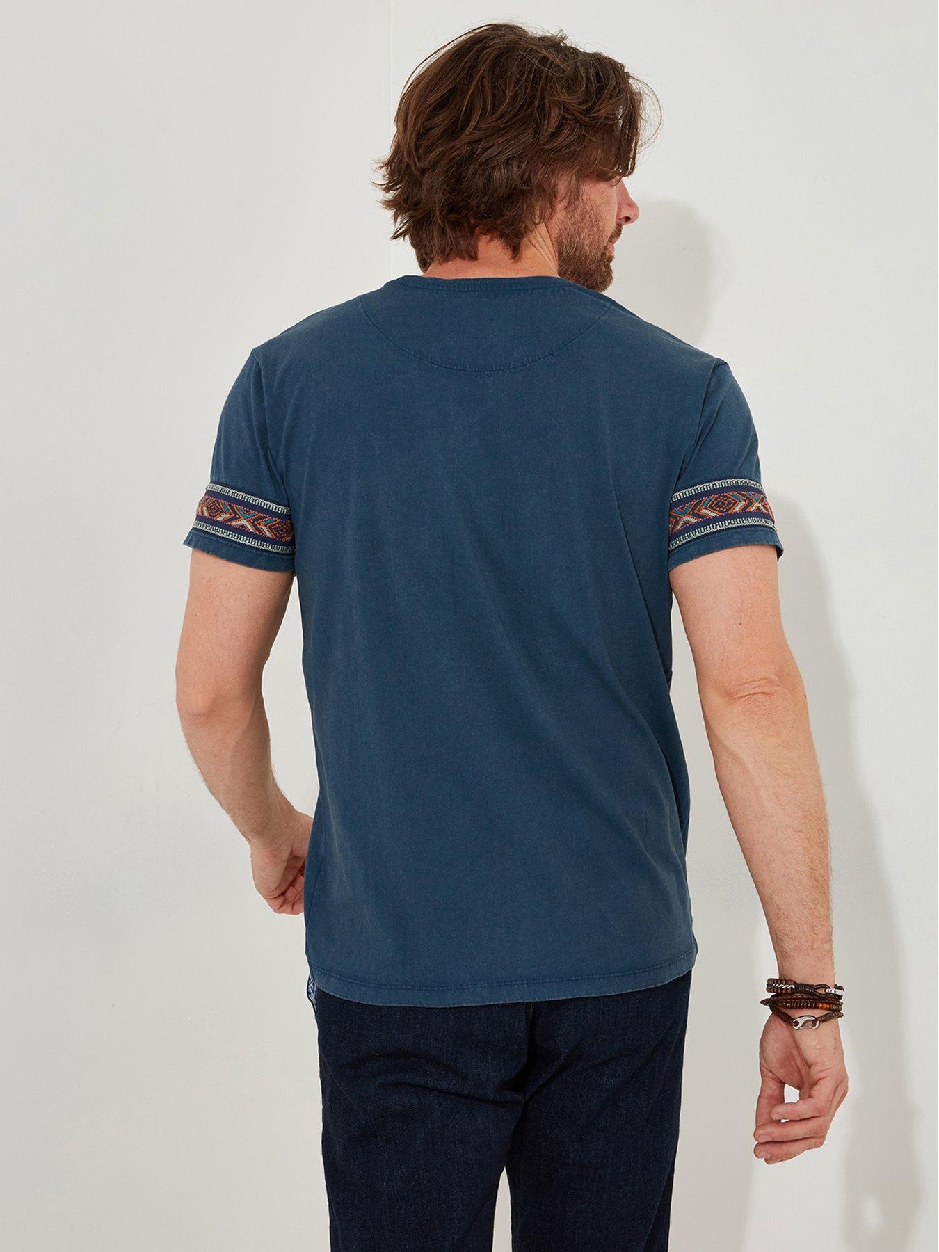 joe-browns-joe-browns-casually-customised-pocket-t-shirt-dark-blueback