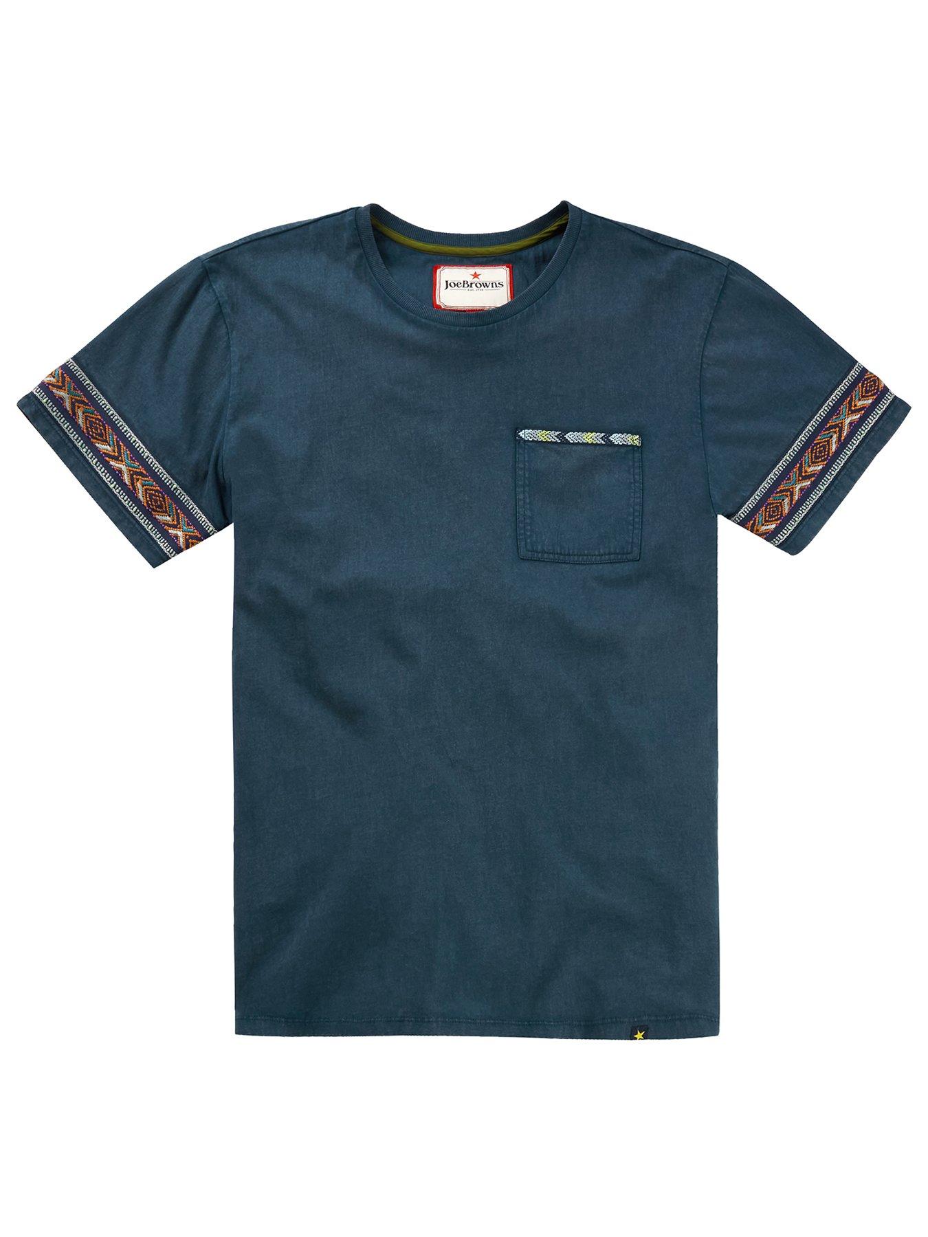 joe-browns-joe-browns-casually-customised-pocket-t-shirt-dark-blueoutfit