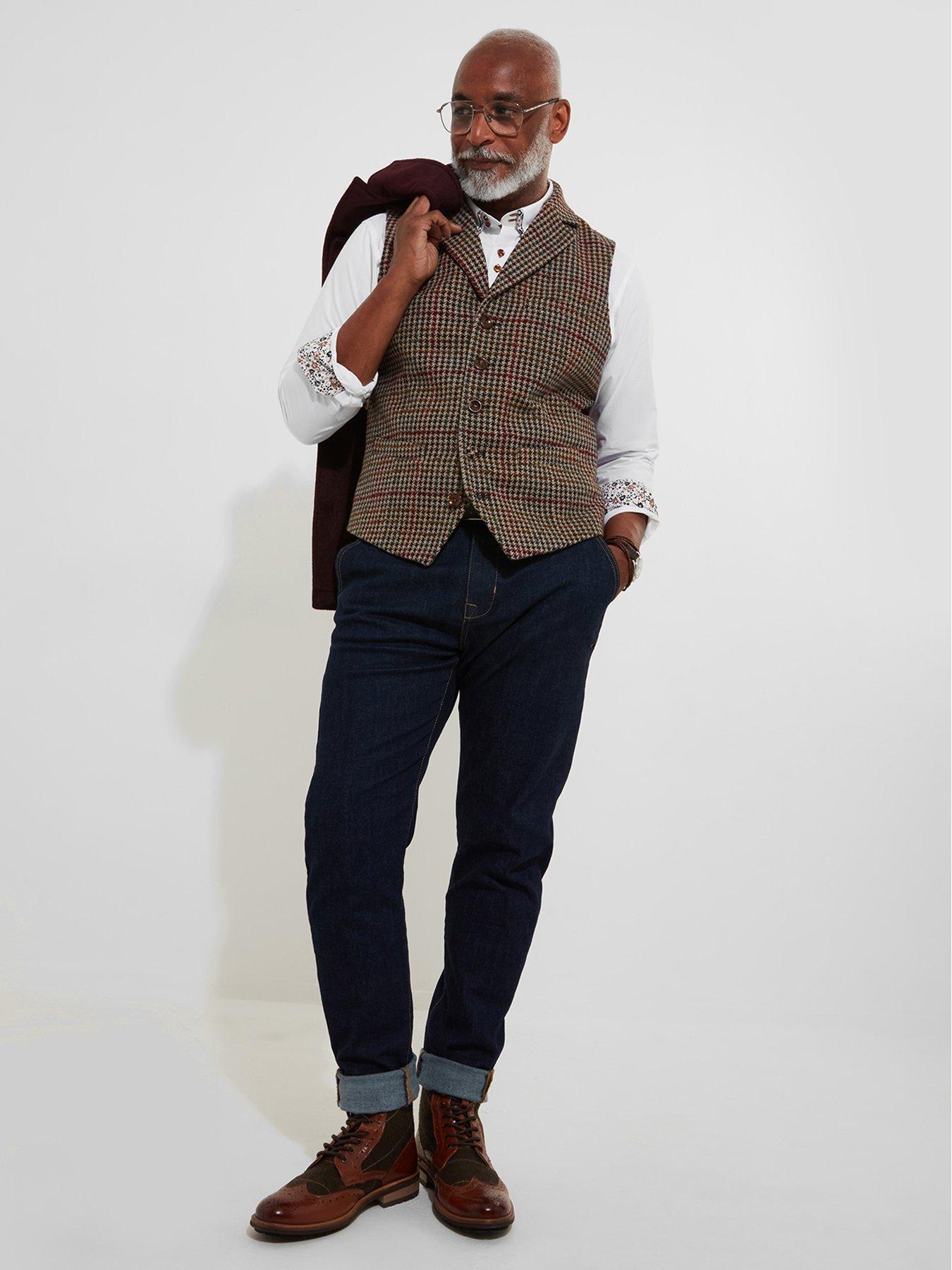 joe-browns-joe-browns-cool-and-charismatic-check-waistcoat-brownoutfit