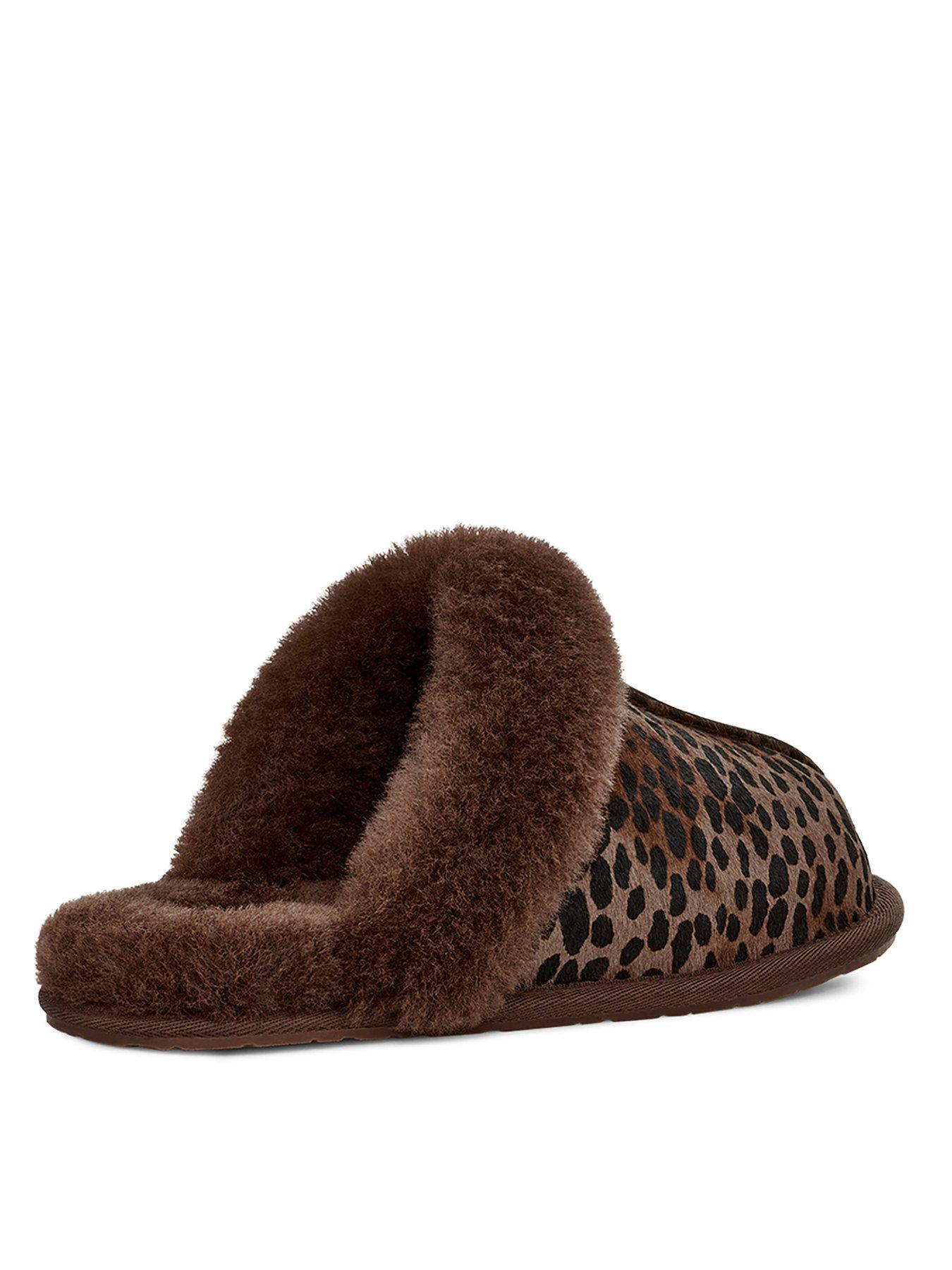 ugg-womens-scuffette-caspian-slippers-burnt-cedarback