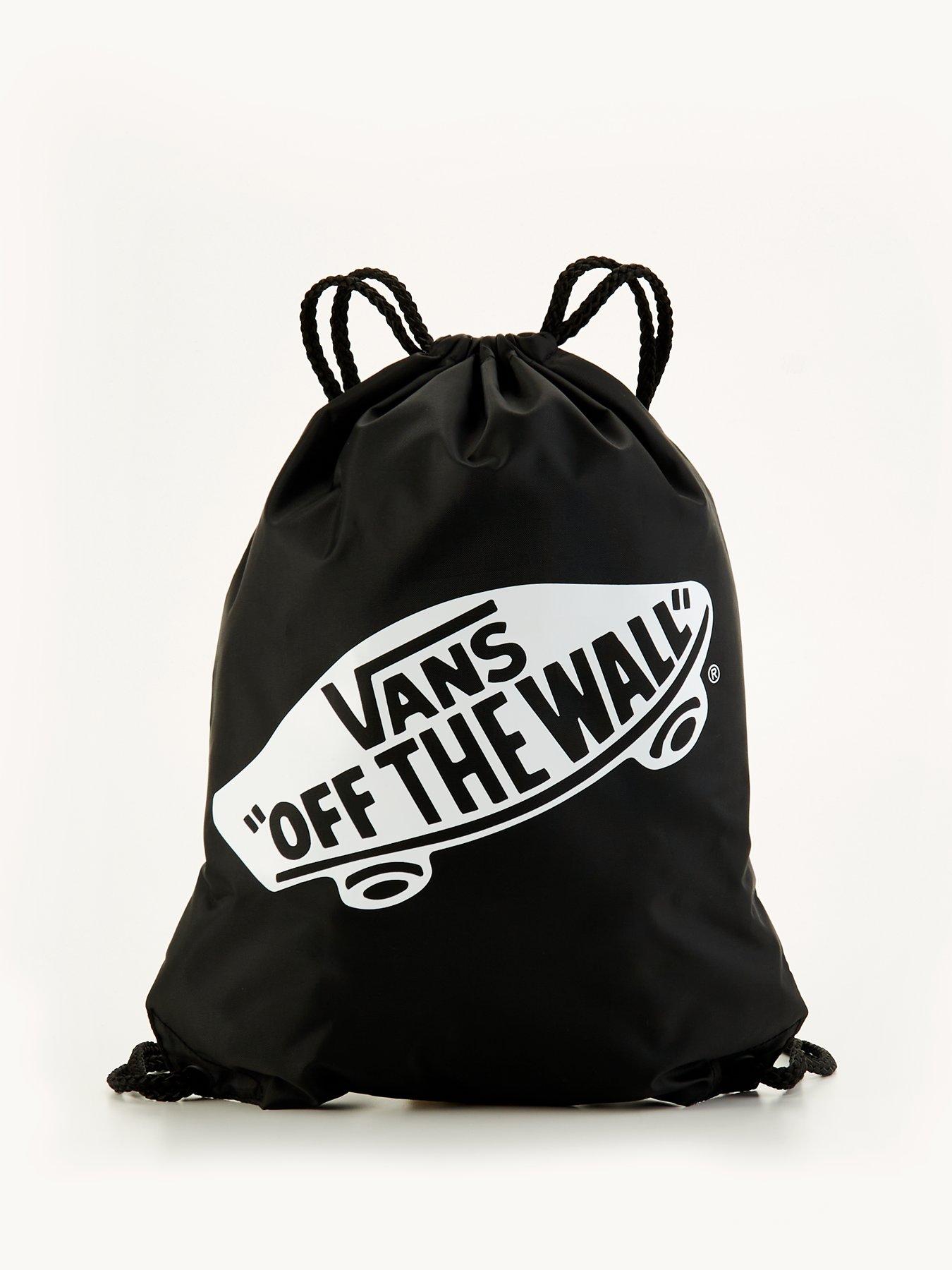 vans-benched-drawstring-bag-blackoutfit