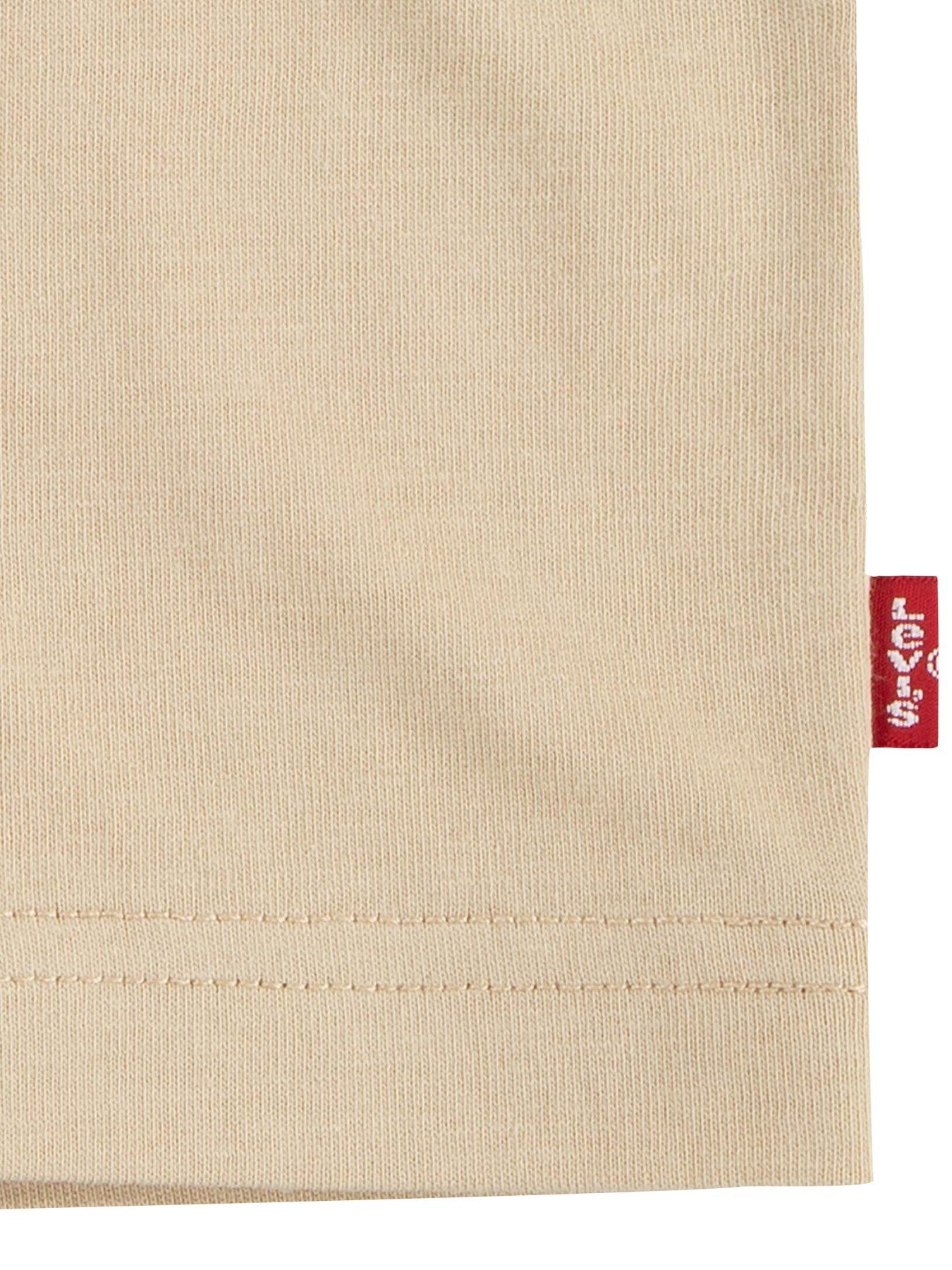 Image 4 of 4 of Levi's Boys Forested Mountains Batwing T-Shirt - Beige