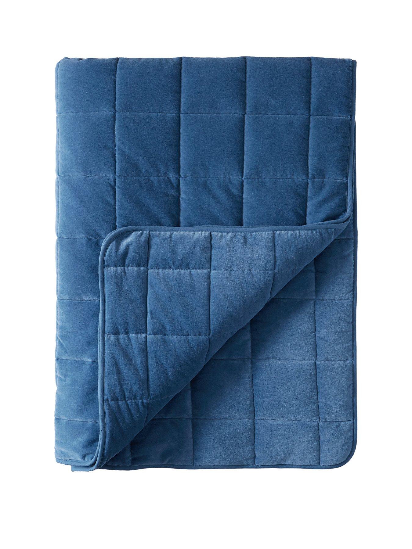 very-home-square-stitch-quilted-bedspread-165x240cmstillFront