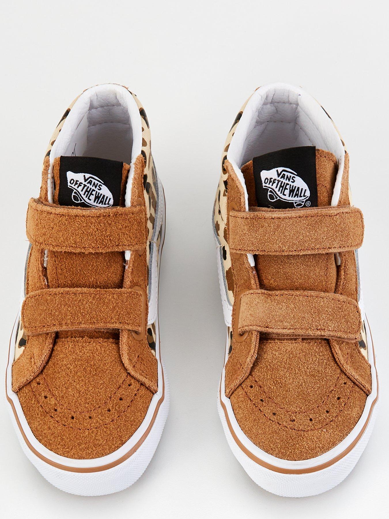 vans-kids-sk8-mid-reissue-v-trainersoutfit