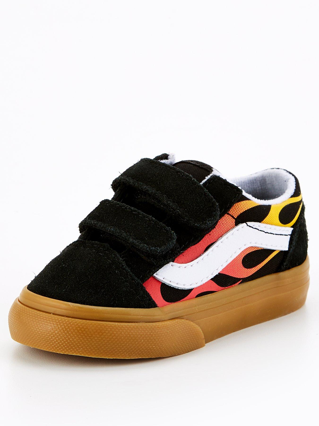 vans-infant-old-skool-v-trainers-blackstillFront