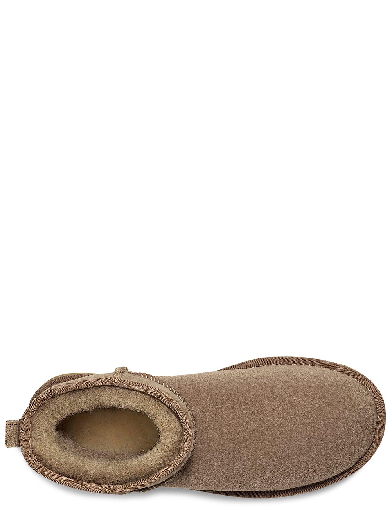 ugg-w-classic-mini-ii-antilope-light-brownoutfit